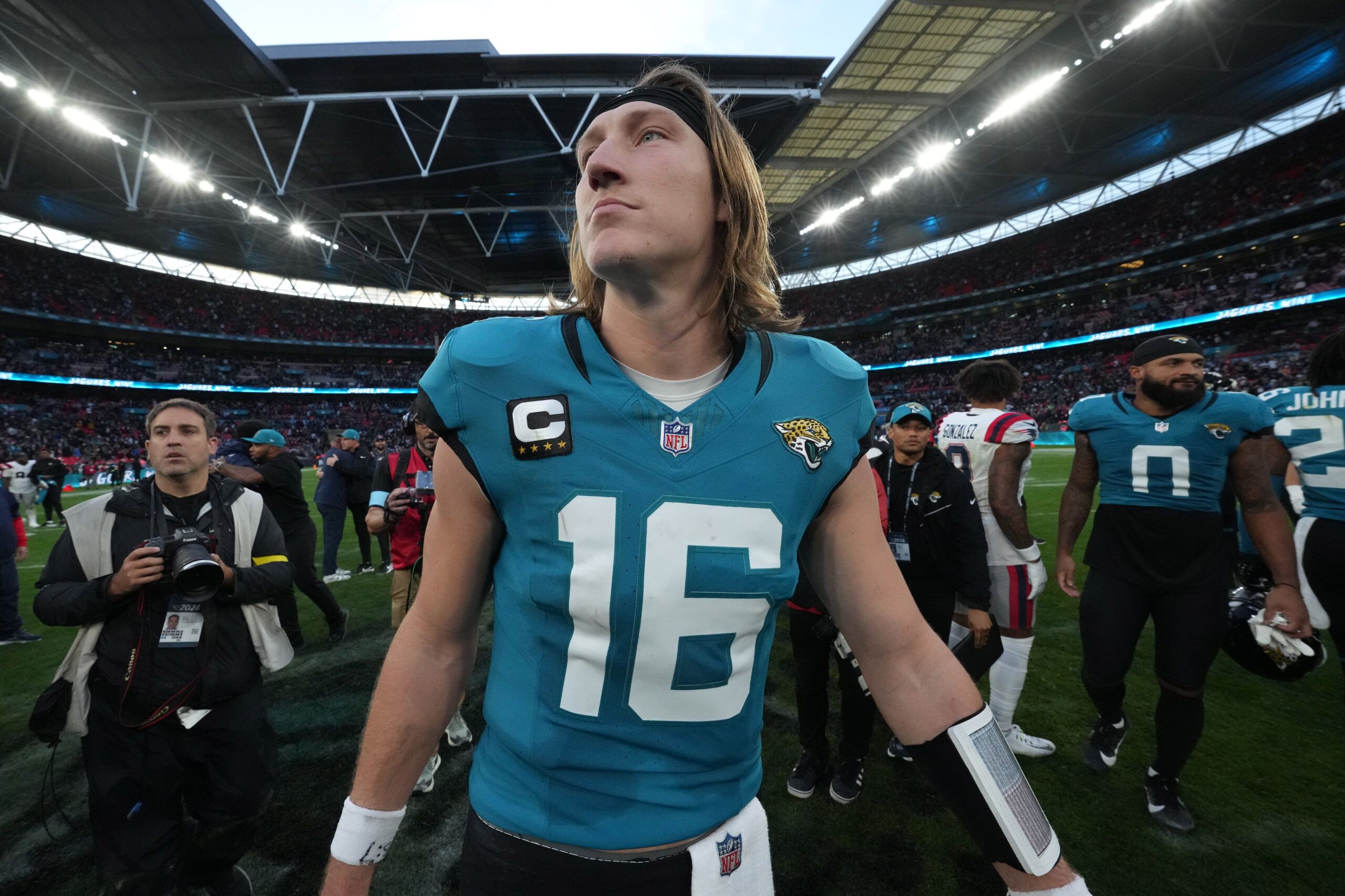 El ex corredor de los Eagles, LeSean McCoy, culpó a Trevor Lawrence por la decisión de los Jacksonville Jaguars de despedir a Doug Pederson.