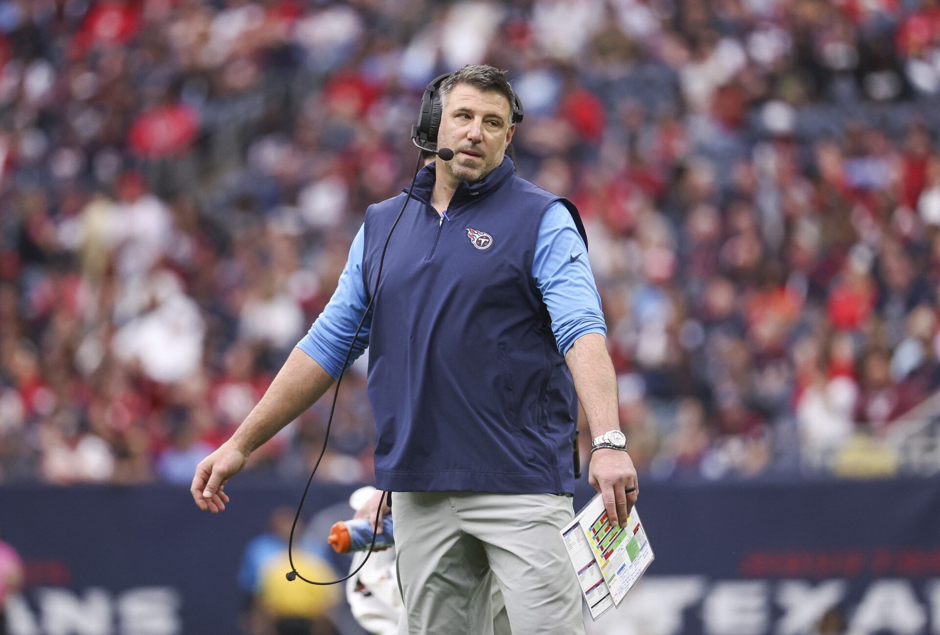 Tennessee Titans head coach Mike Vrabel reacts after a play during the first quarter against the Houston Texans at NRG Stadium.