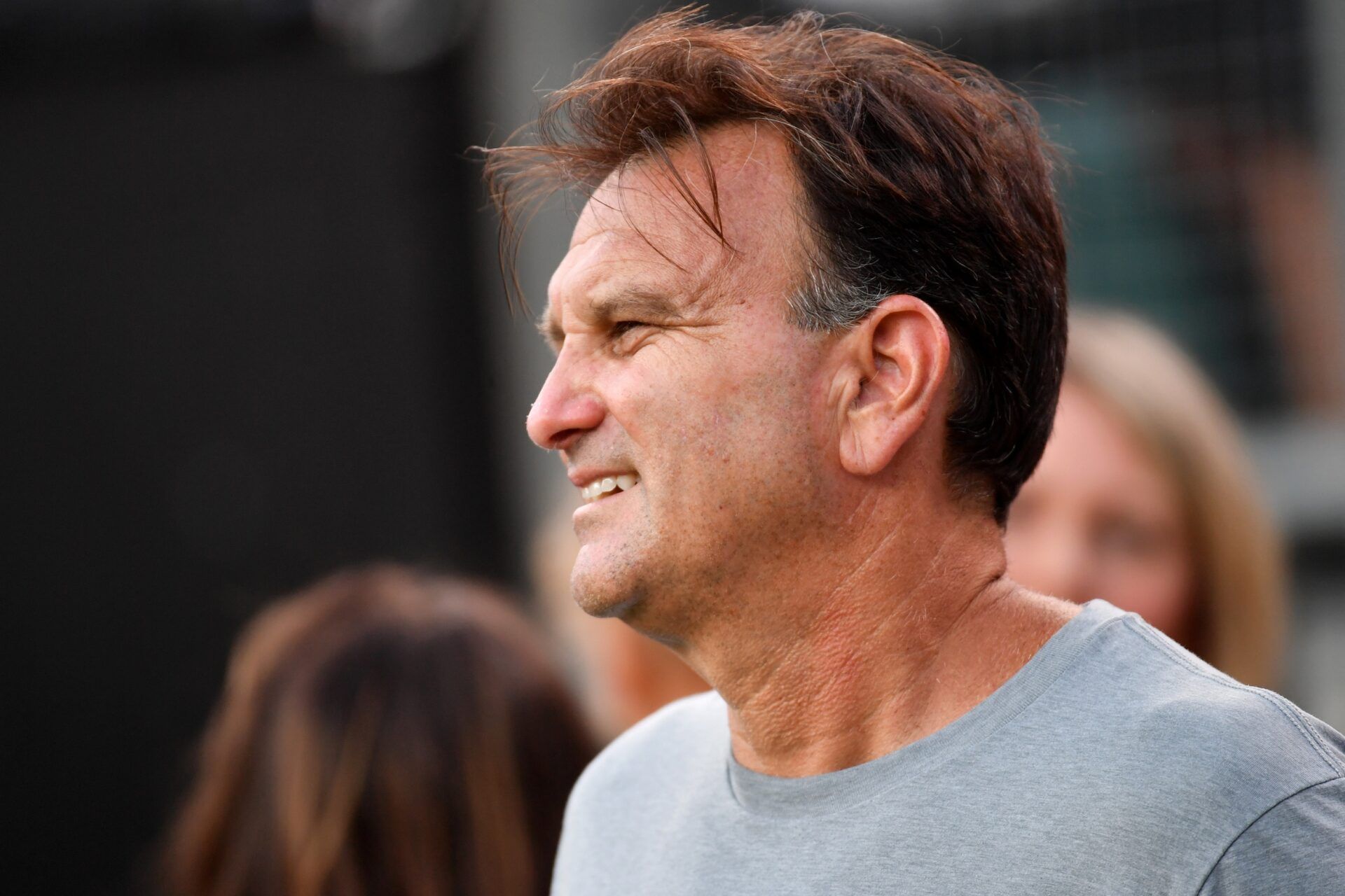 Sports agent Drew Rosenhaus on the sidelines before game between Philadelphia Eagles and Cleveland Browns at Lincoln Financial Field.