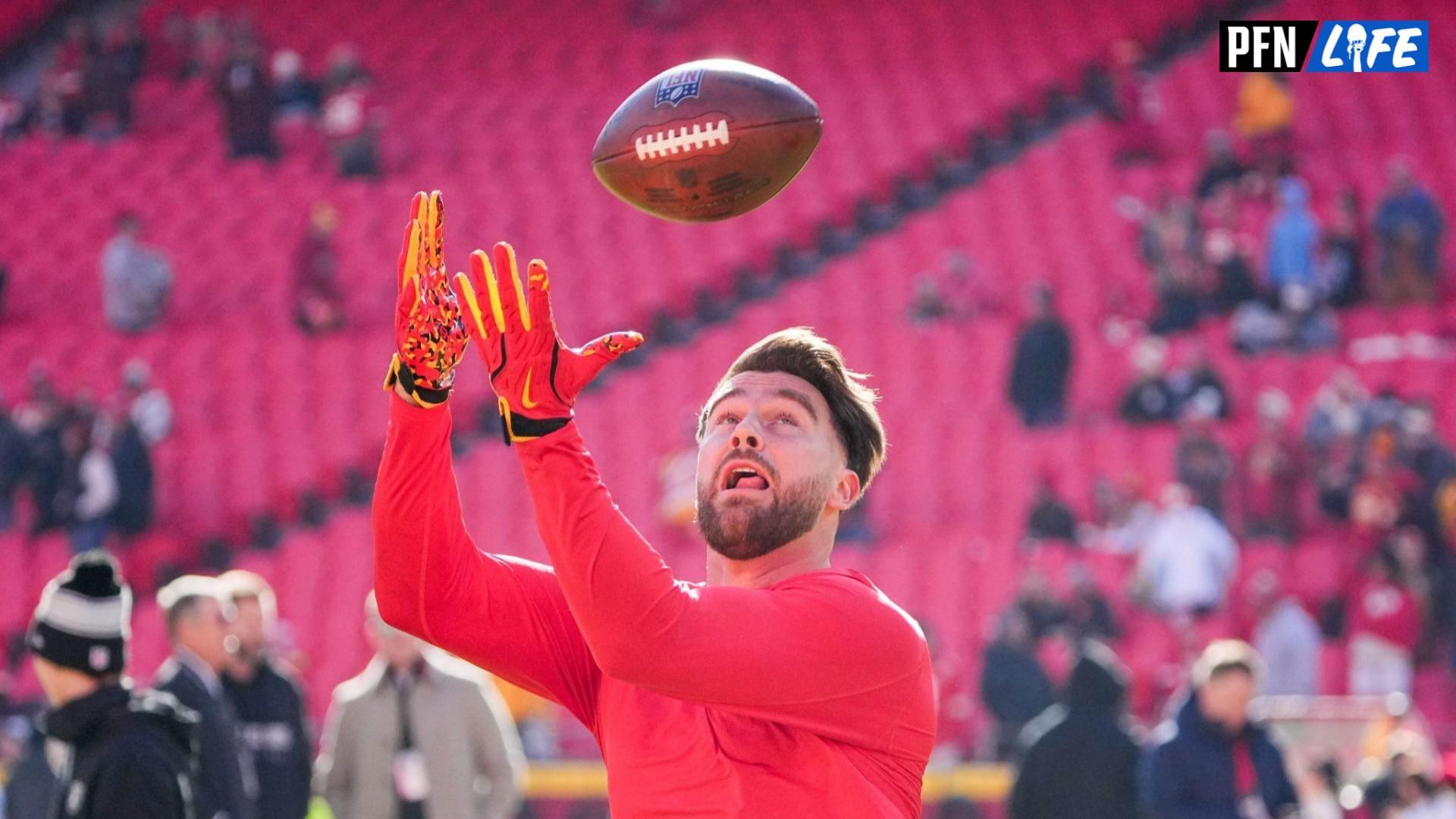 Kansas City Chiefs tight end Travis Kelce (87) warms up against the Las Vegas Raiders prior to a game at GEHA Field at Arrowhead Stadium.