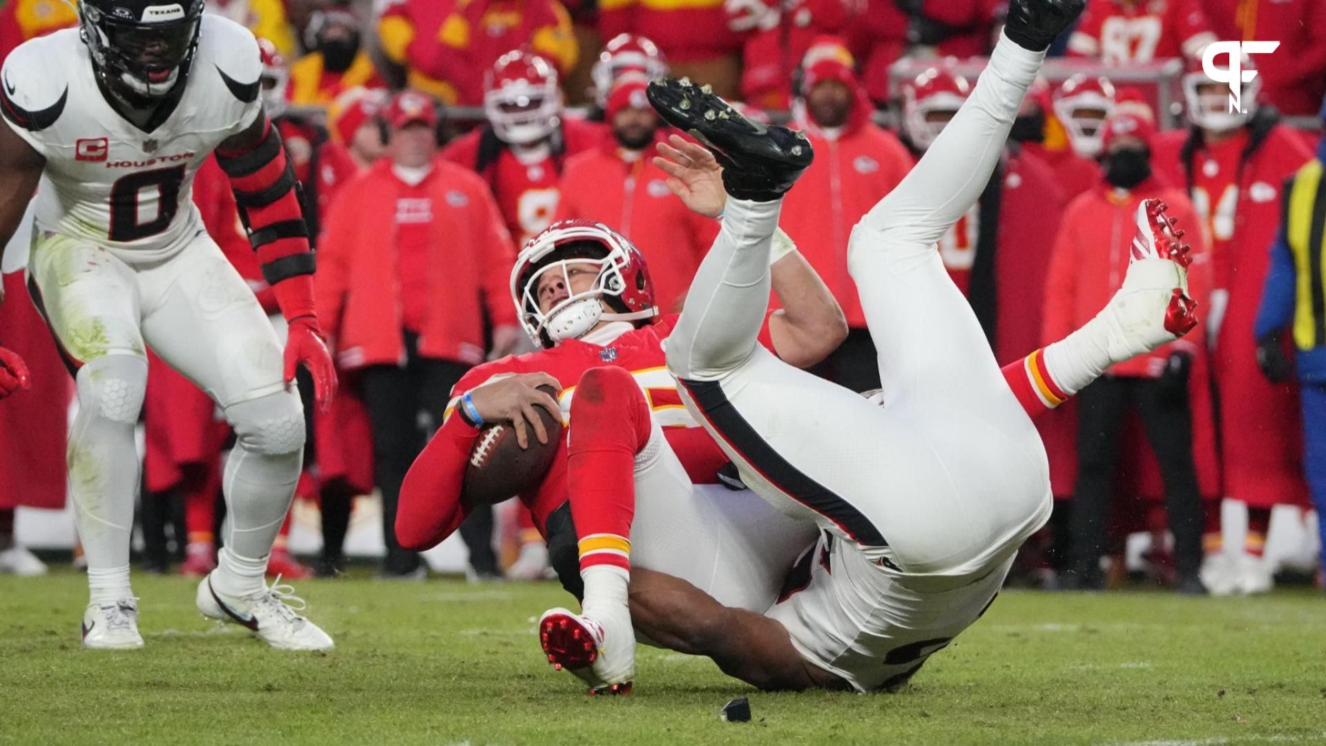 NFL legend Troy Aikman put the refs on blast in the Kansas City Chiefs' playoff matchup with the Houston Texans after a very controversial call.