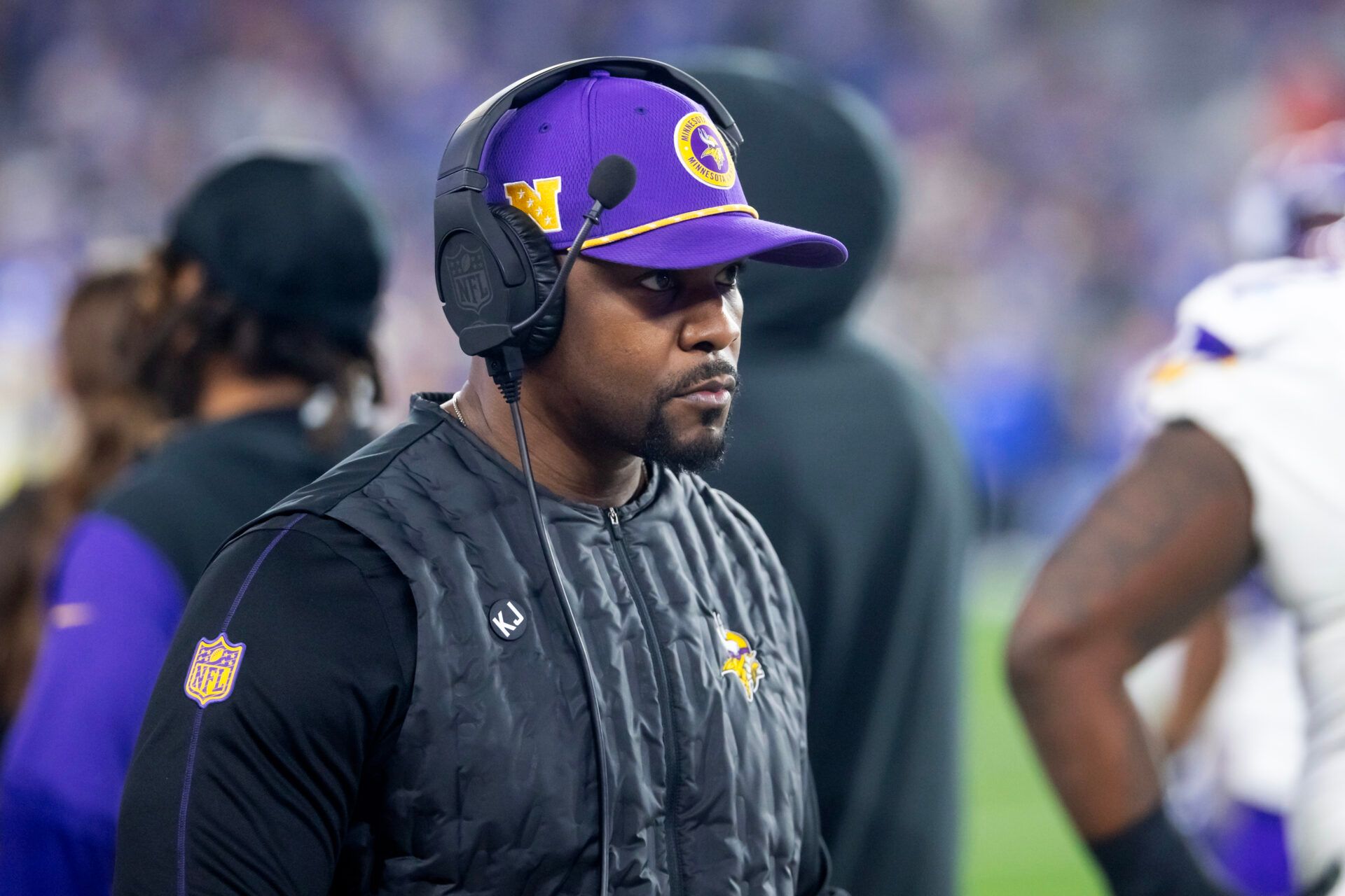 Jan 13, 2025; Glendale, AZ, USA; Minnesota Vikings defensive coordinator Brian Flores against the Los Angeles Rams during an NFC wild card game at State Farm Stadium. Mandatory Credit: Mark J. Rebilas-Imagn Images