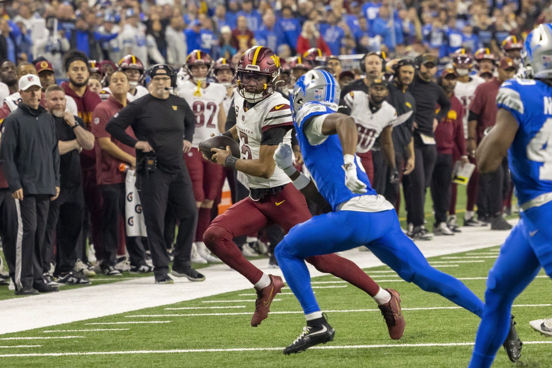 ‘That Man Is Cooking’ – Fans React to Jayden Daniels’ Hilarious Gesture for Terrion Arnold After Commanders’ Win vs. Lions in Playoffs