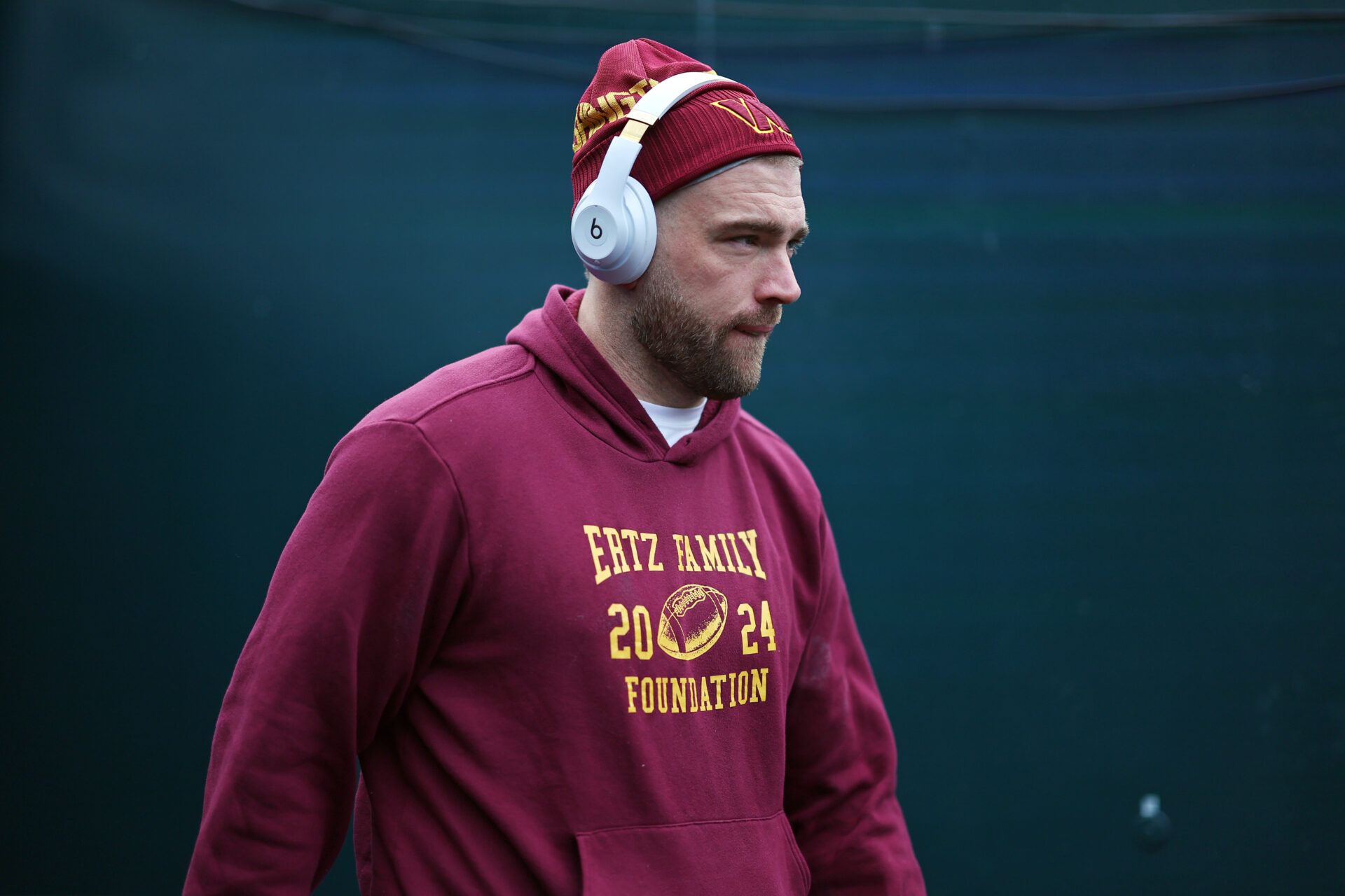 Jan 26, 2025; Philadelphia, PA, USA; Washington Commanders tight end Zach Ertz (86) looks on before the NFC Championship game at Lincoln Financial Field. Mandatory Credit: Bill Streicher-Imagn Images