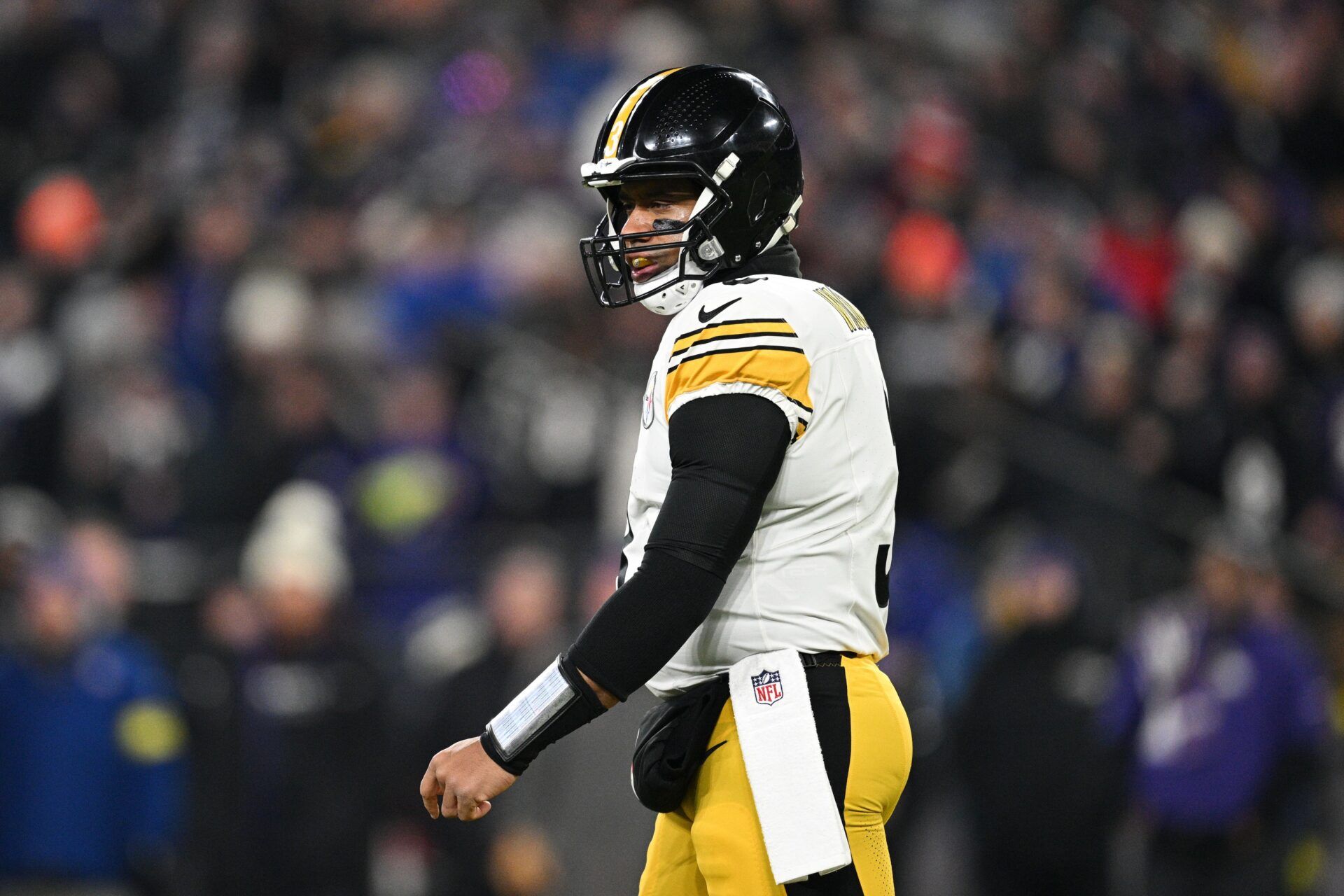 Pittsburgh Steelers quarterback Russell Wilson (3) looks on in the first quarter against the Baltimore Ravens in an AFC wild card game at M&T Bank Stadium.