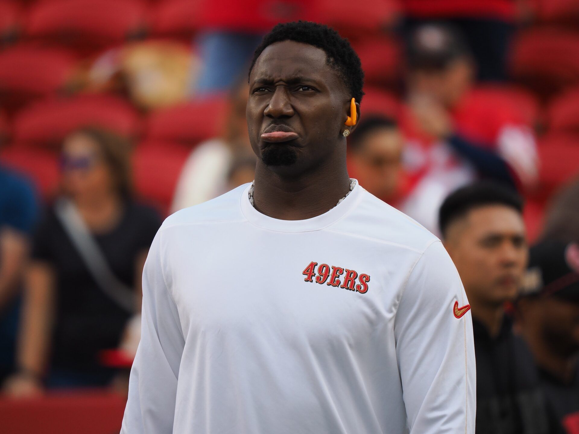 San Francisco 49ers wide receiver Deebo Samuel Sr (1) during warm ups before the game against the Dallas Cowboys at Levi's Stadium.