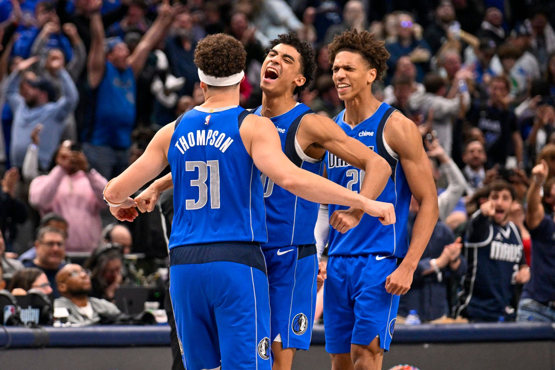 The contention between fans and the Dallas Mavericks' front office continued as signs were confiscated and fans were ejected at a home game.