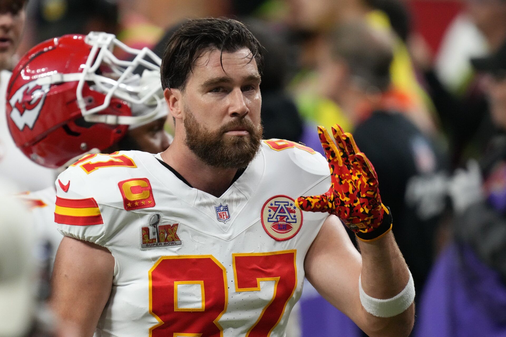 Kansas City Chiefs tight end Travis Kelce (87) takes the field before Super Bowl LIX against the Philadelphia Eagles at Caesars Superdome.