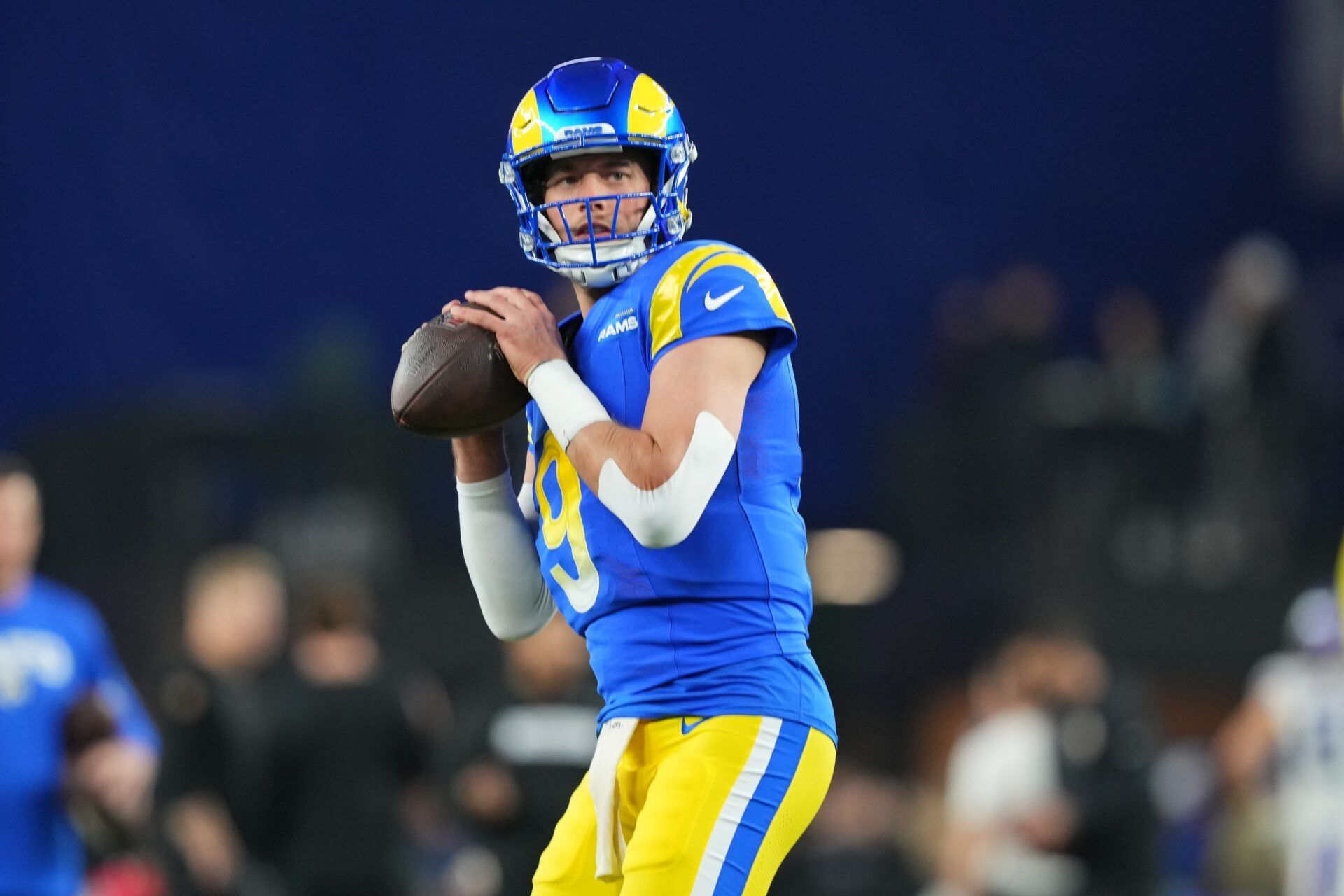 Los Angeles Rams quarterback Matthew Stafford (9) practices before the NFC wild card game against the Minnesota Vikings at State Farm Stadium.