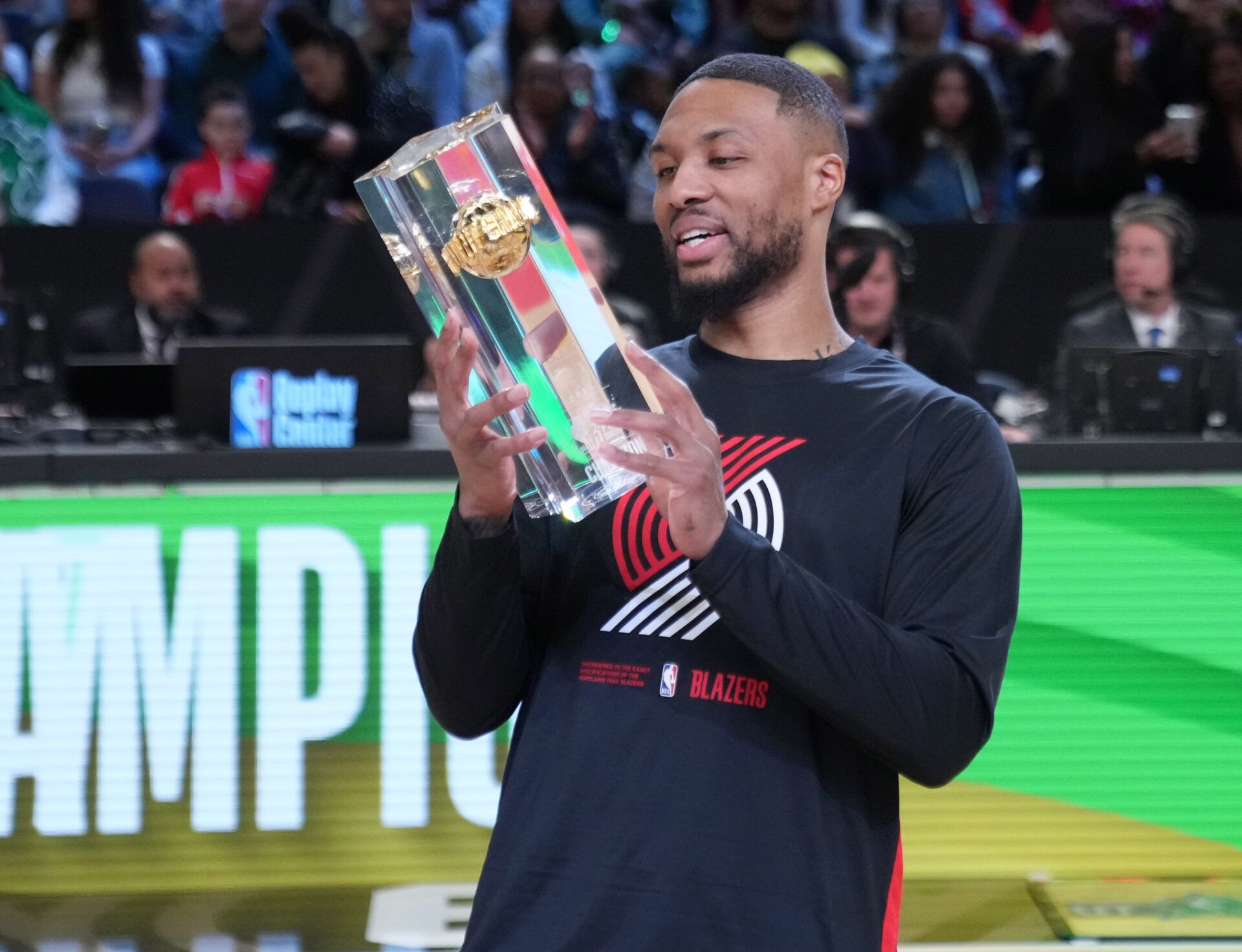 The NBA 3-point contest has eight participants, but it is Damian Lillard chasing history — is he the right way to bet this exhibition?