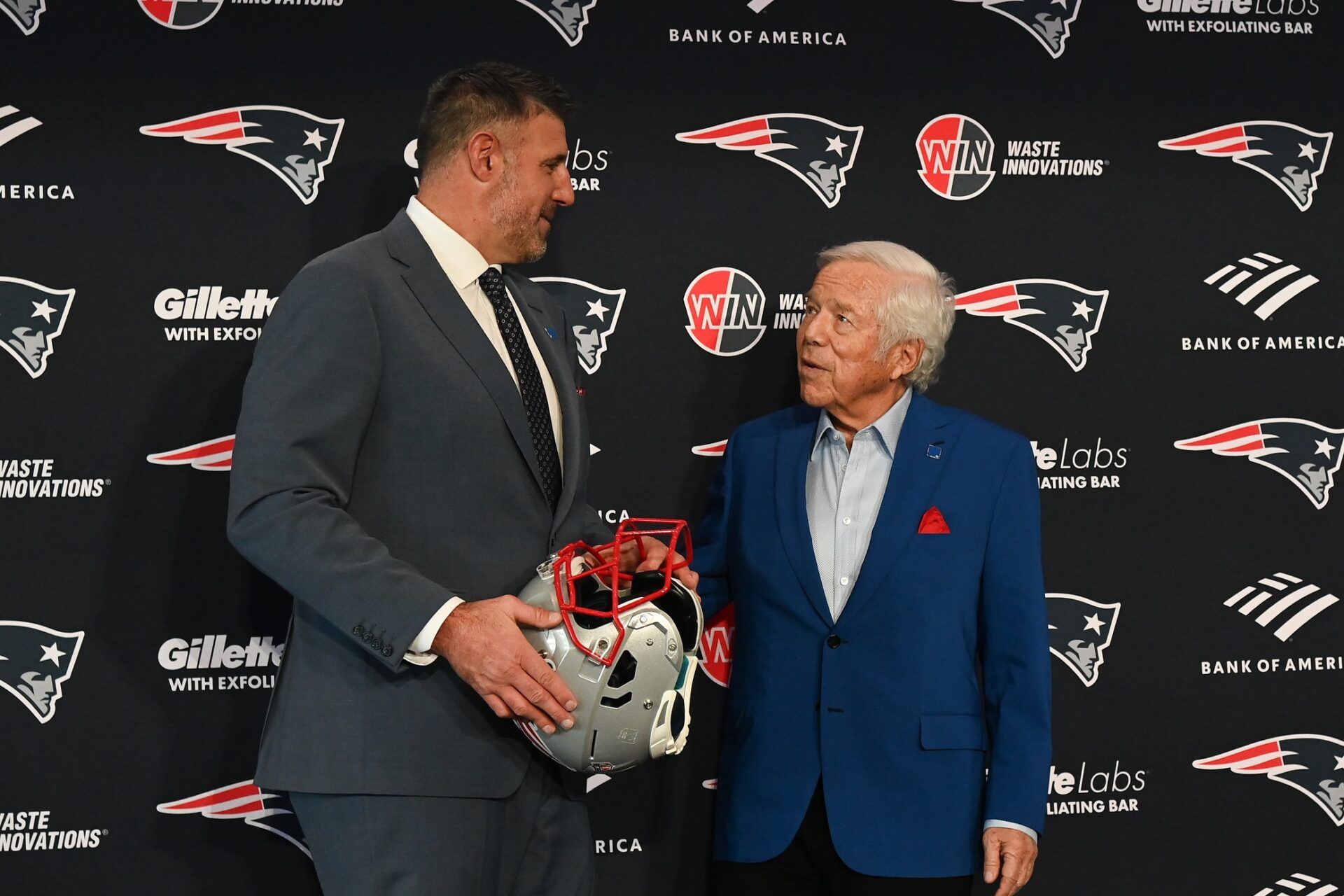 Mike Vrabel (left) poses for a photo with New England Patriots owner Robert Kraft (right) after a press conference at Gillette Stadium to introduce him as the Patriots new head coach.