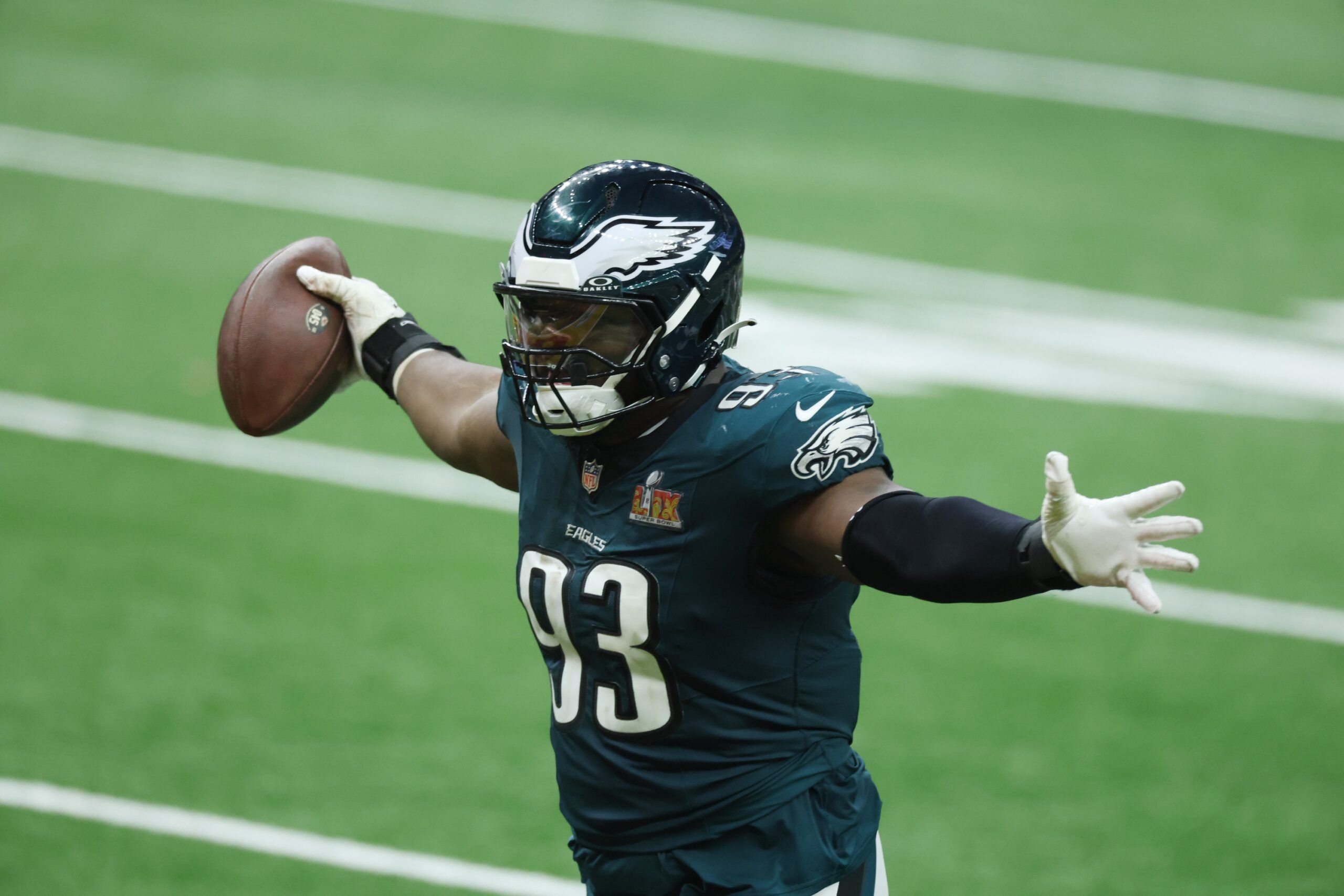 'Let Them Celebrate' - Fans React to Milton Williams Getting Fined for ...
