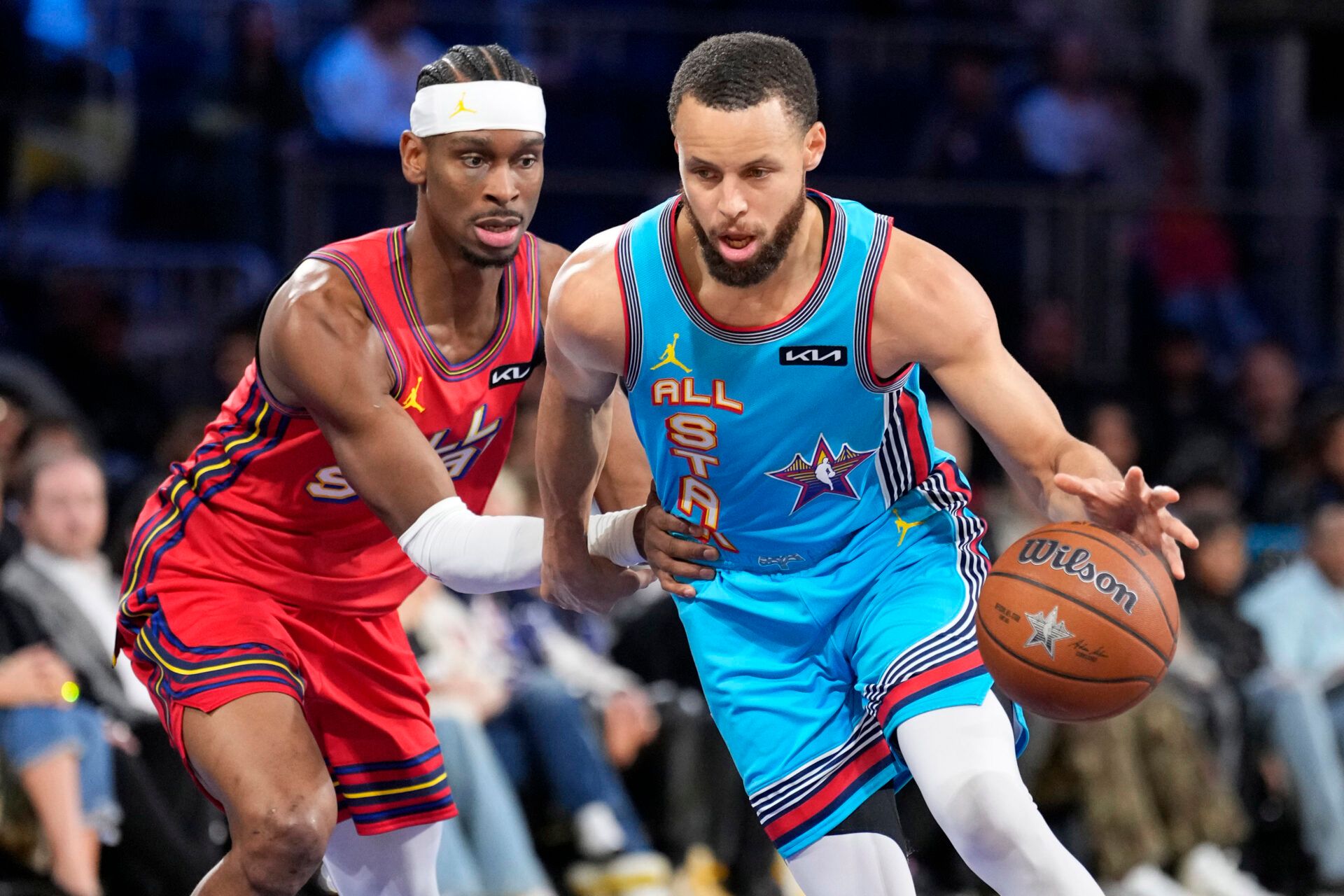 Feb 16, 2025; San Francisco, CA, USA; Shaq’s OGs guard Stephen Curry (30) of the Golden State Warriors controls the ball against Chuck’s Global Stars guard Shai Gilgeous-Alexander (2) of the Oklahoma City Thunder during the 2025 NBA All Star Game at Chase Center. Mandatory Credit: Kyle Terada-Imagn Images