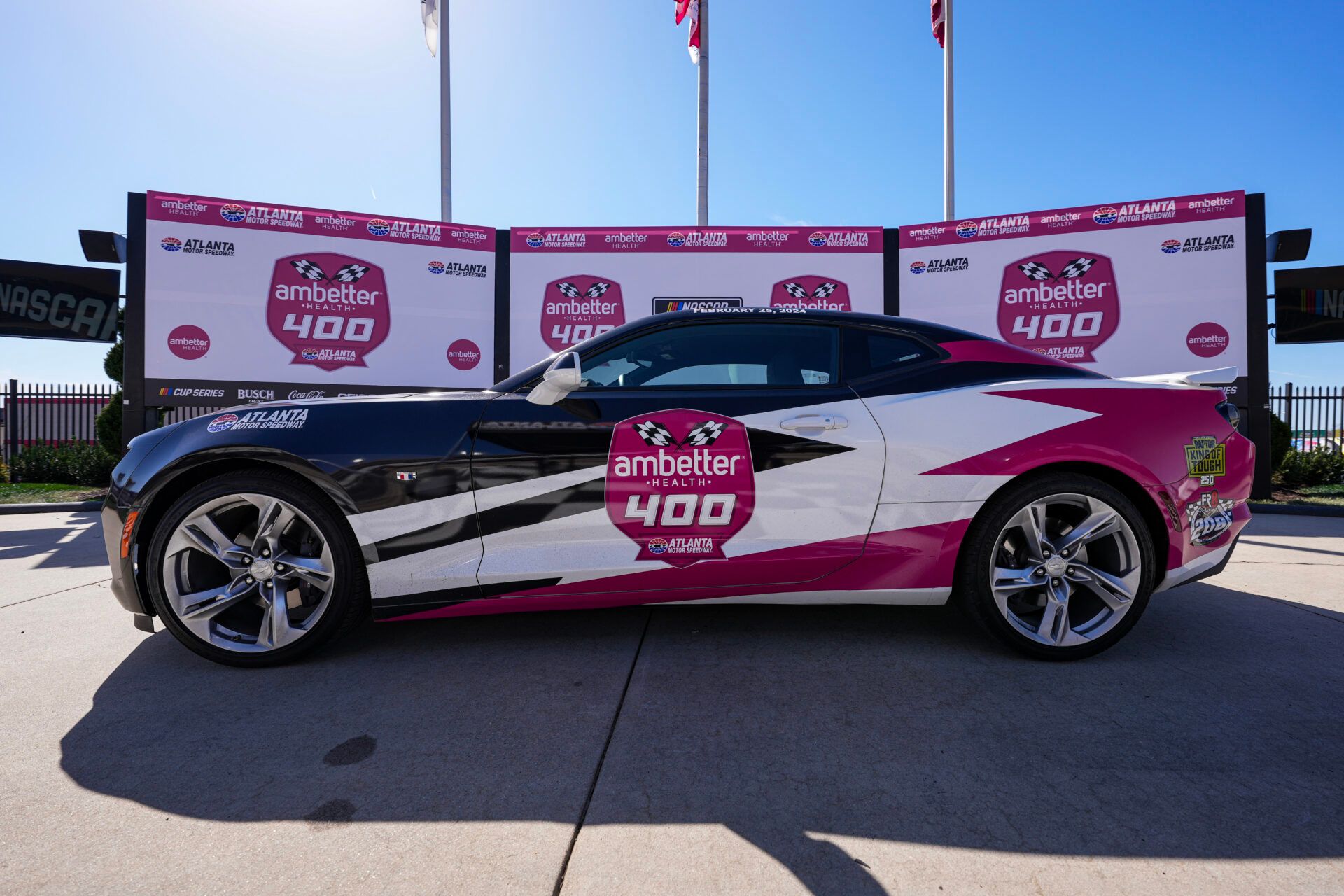 The schedule for the 2025 Ambetter Health 400 at Atlanta Motor Speedway is here. Fans are ready to enjoy a packed weekend of high‐speed racing.