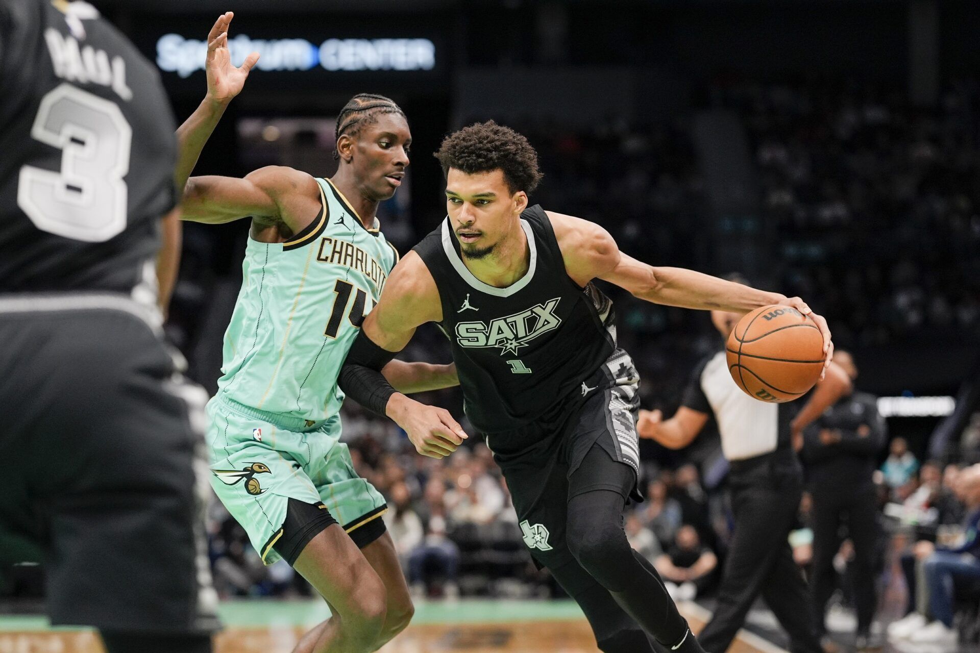 Spurs Star Victor Wembanyama Receives Relieving Message From NBA Player Who Suffered From Similar Condition