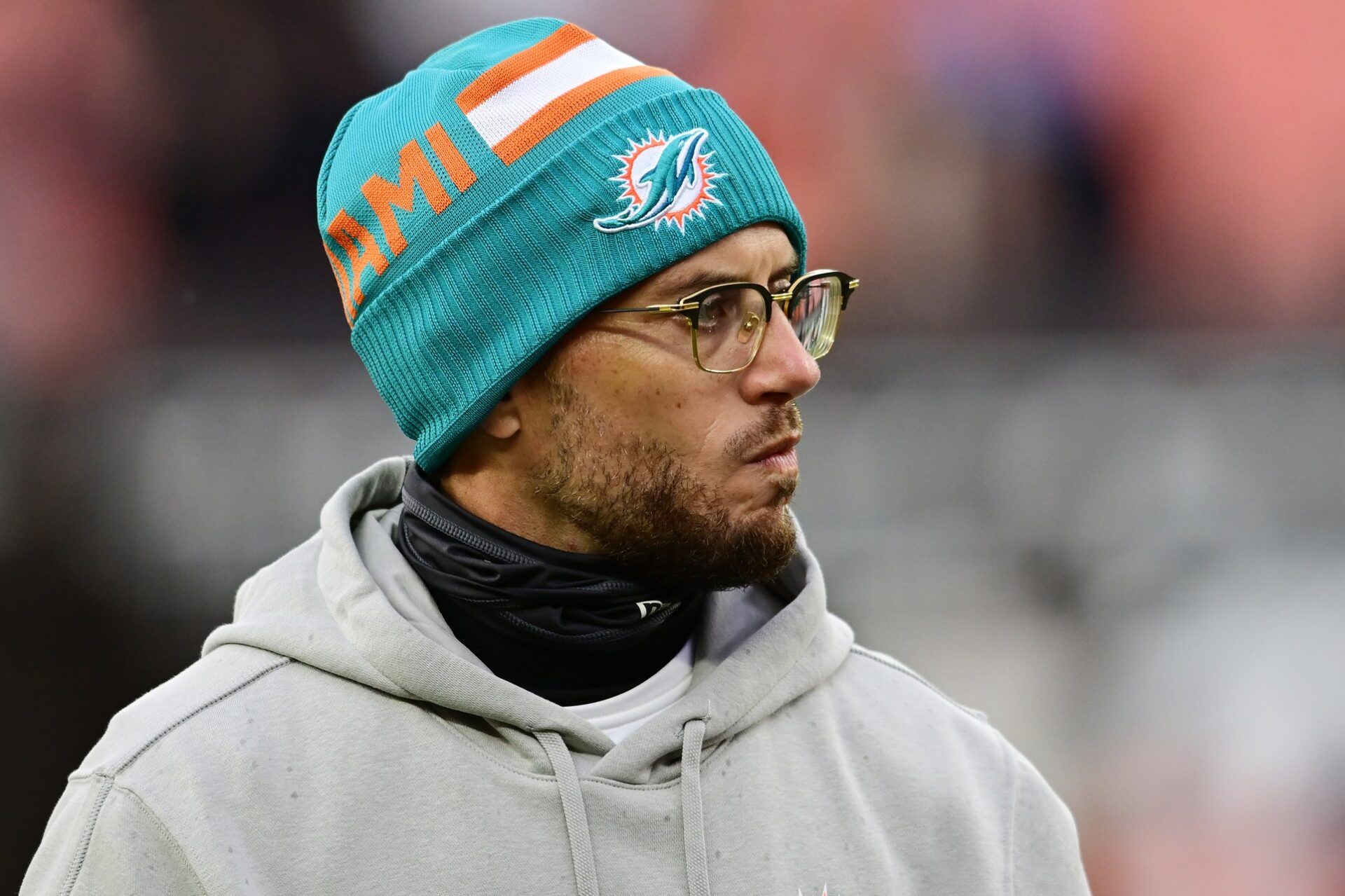 Miami Dolphins head coach Mike McDaniel watches warm ups before the game between the Cleveland Browns and the Dolphins at Huntington Bank Field.