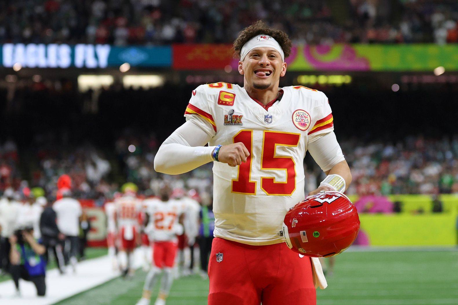 Kansas City Chiefs quarterback Patrick Mahomes (15) warms up before Super Bowl LIX between the Philadelphia Eagles and the Kansas City Chiefs at Caesars Superdome.