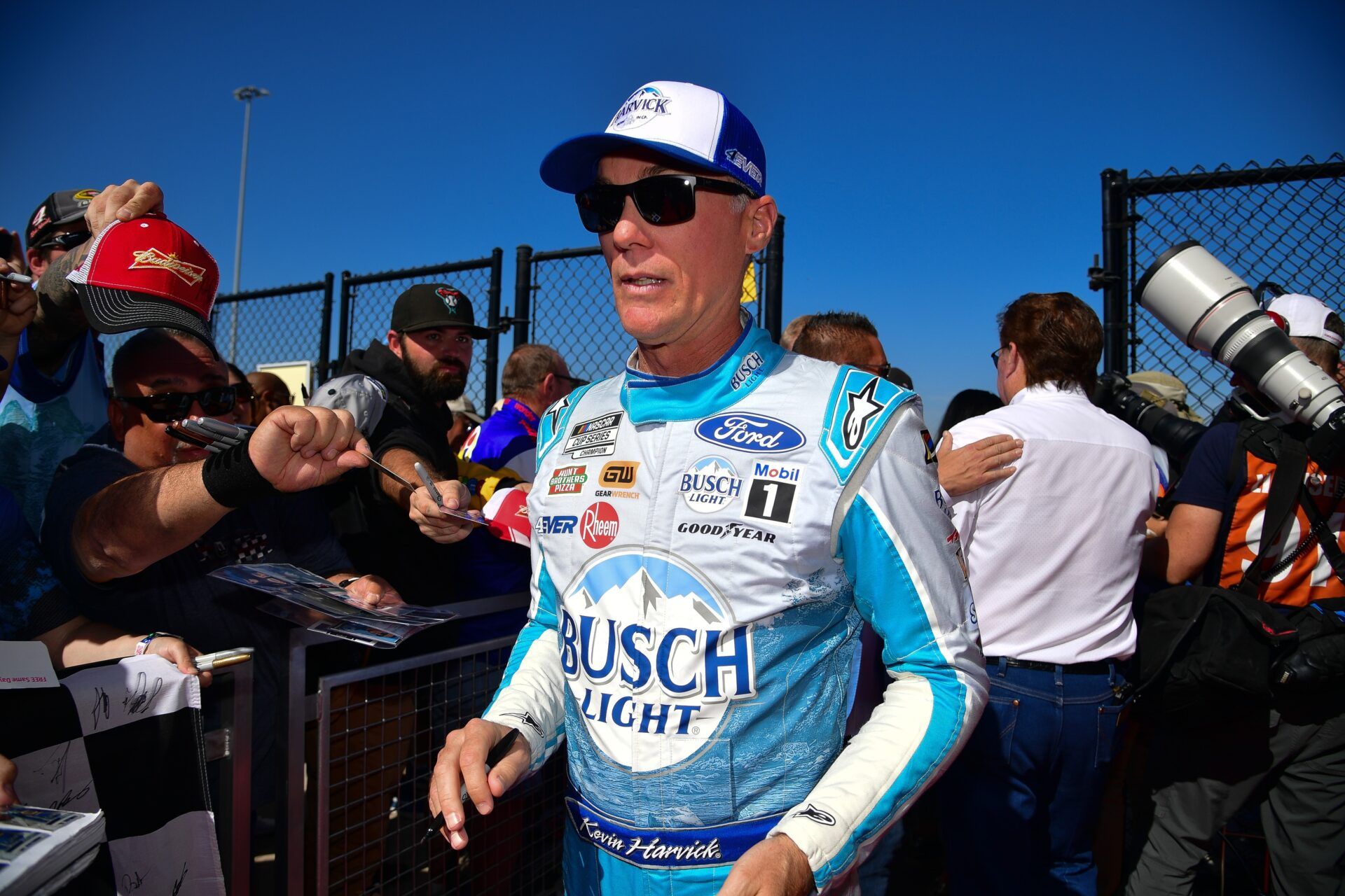 6 Years Ago Today: Kevin Harvick's Emotional Tribute to Dale Earnhardt in Atlanta's Victory Lane