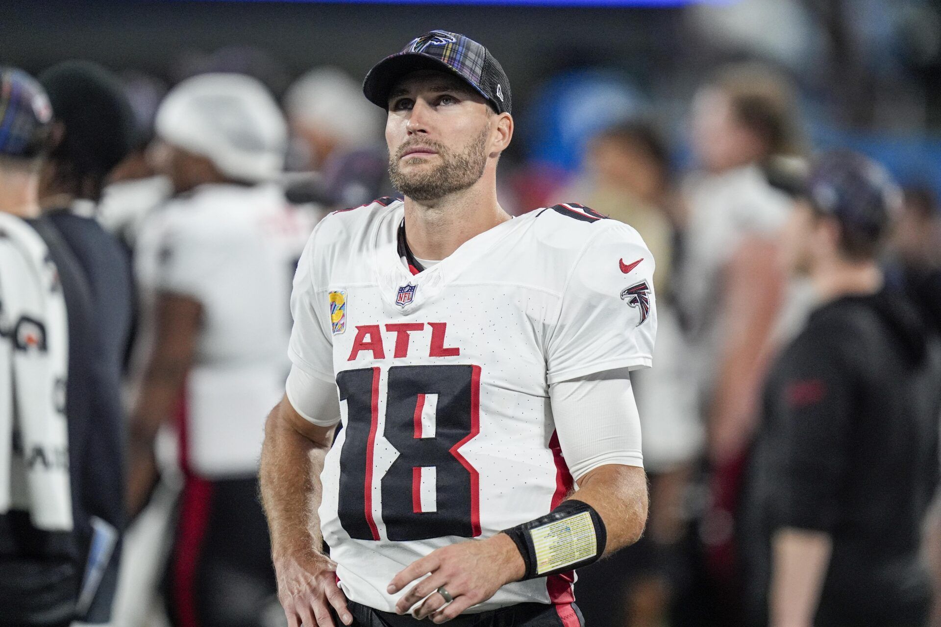 Atlanta Falcons quarterback Kirk Cousins (18) during the second half against the Carolina Panthers at Bank of America Stadium.