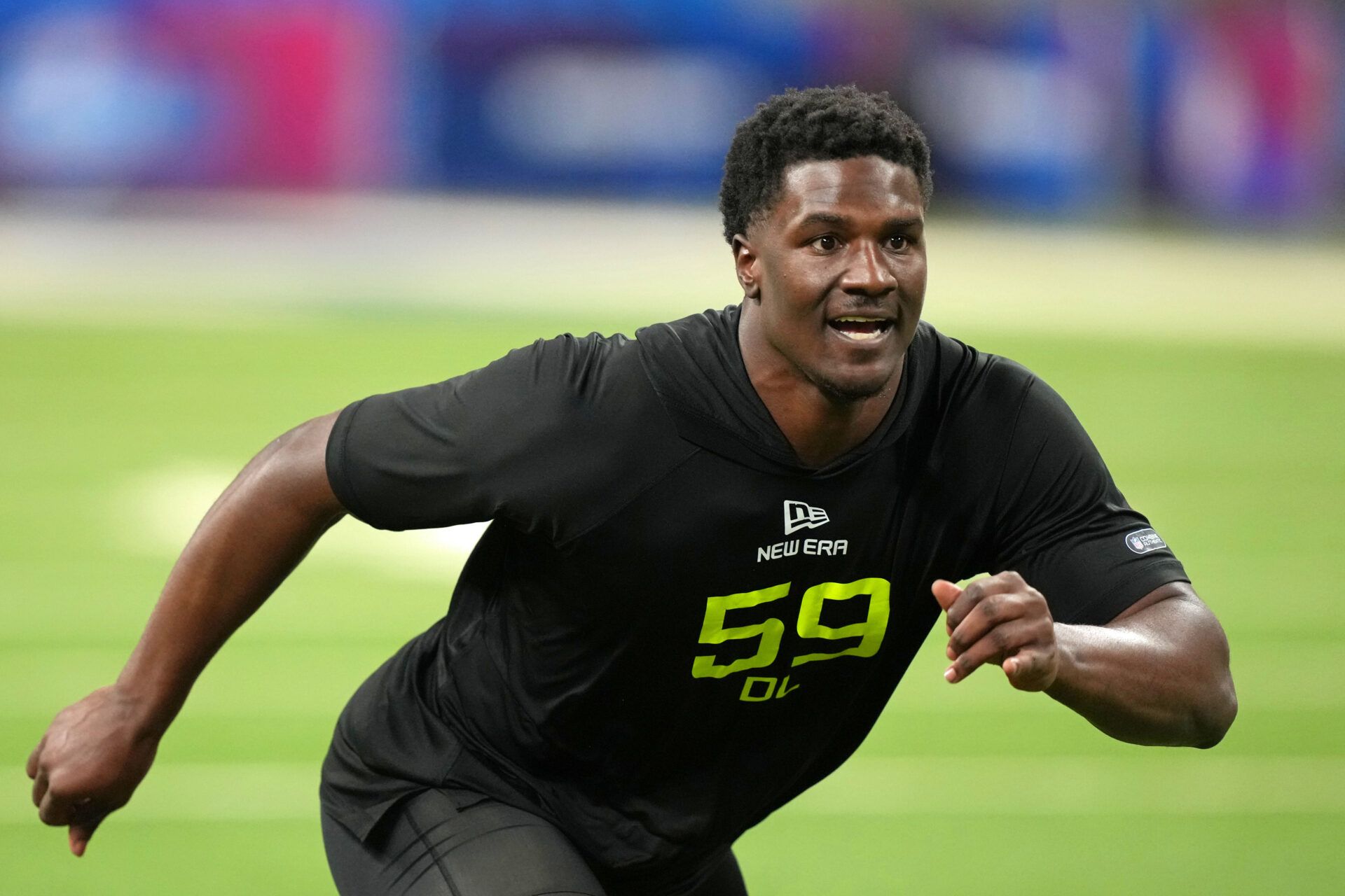 Tennessee EDGE James Pearce Jr. stunned with an elite 40-yard dash but posted a poor vertical at the NFL Combine, raising questions about his draft stock.