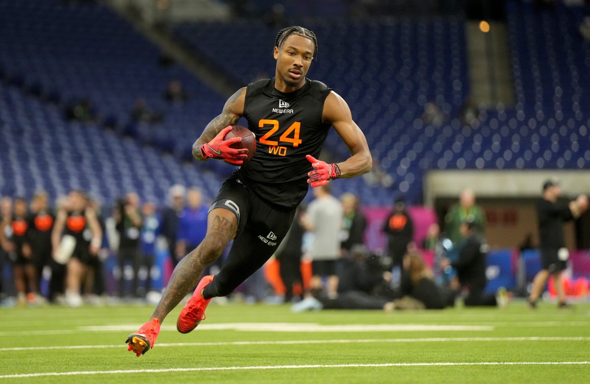 'Honestly a UDFA Grade' - Could Oregon WR Tez Johnson's Draft Stock Plummet After Dreadful Performance At NFL Combine?