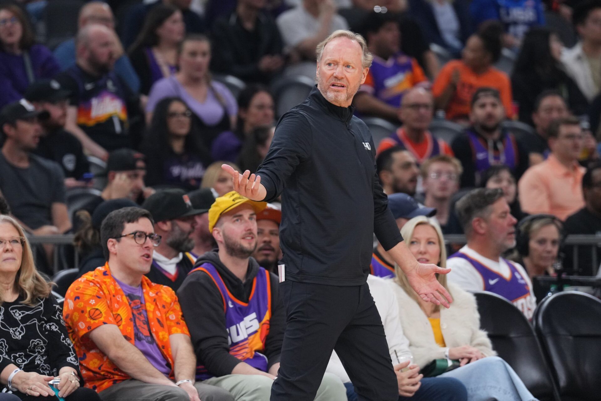 Phoenix Suns head coach Mike Budenholzer reacts against the New Orleans Pelicans during the first half at Footprint Center.