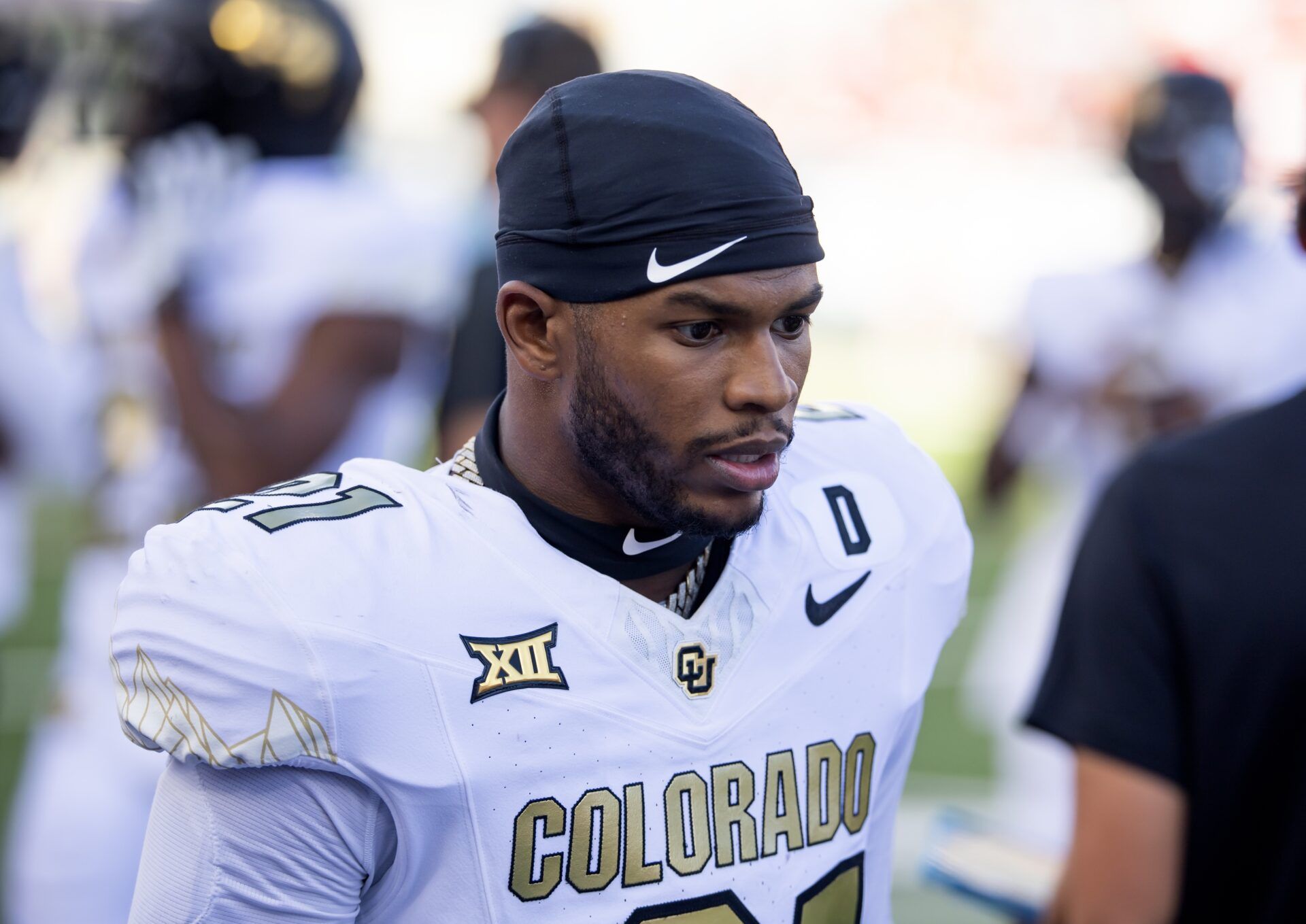 Colorado Buffalos safety Shilo Sanders (21) against the Arizona Wildcats at Arizona Stadium.