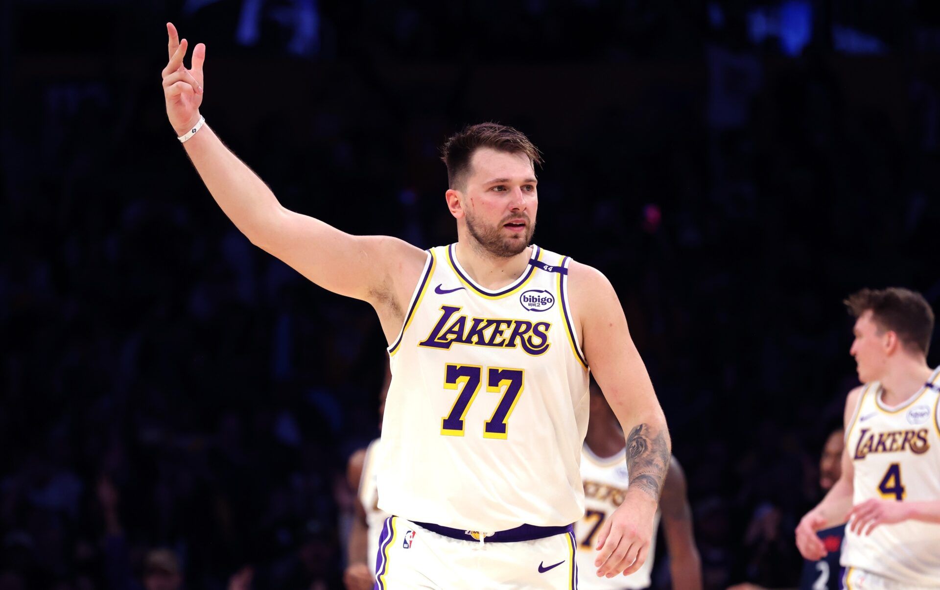 Luka Dončić Sends 4-Word Message to Lakers Fans After Historic 29-Point Game vs. Clippers