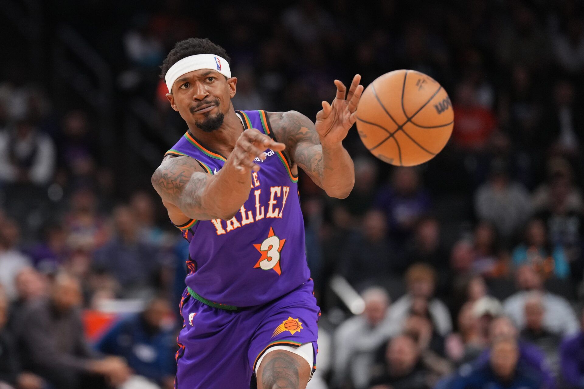 Phoenix Suns guard Bradley Beal (3) passes the ball against the Minnesota Timberwolves during the second half at Footprint Center.