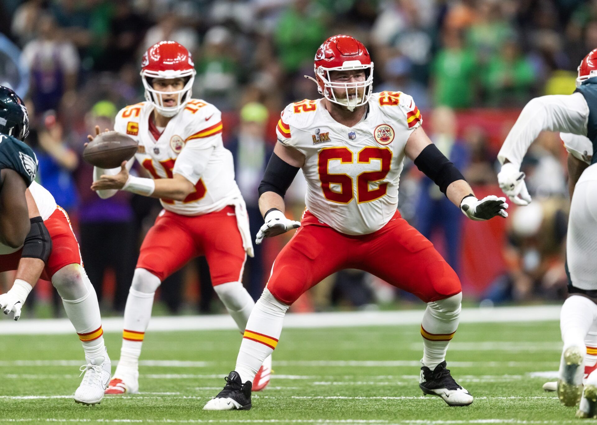 Chiefs Make Surprise Move Ahead of Free Agency and Trade $80,000,000 4-Time All-Pro To the Bears