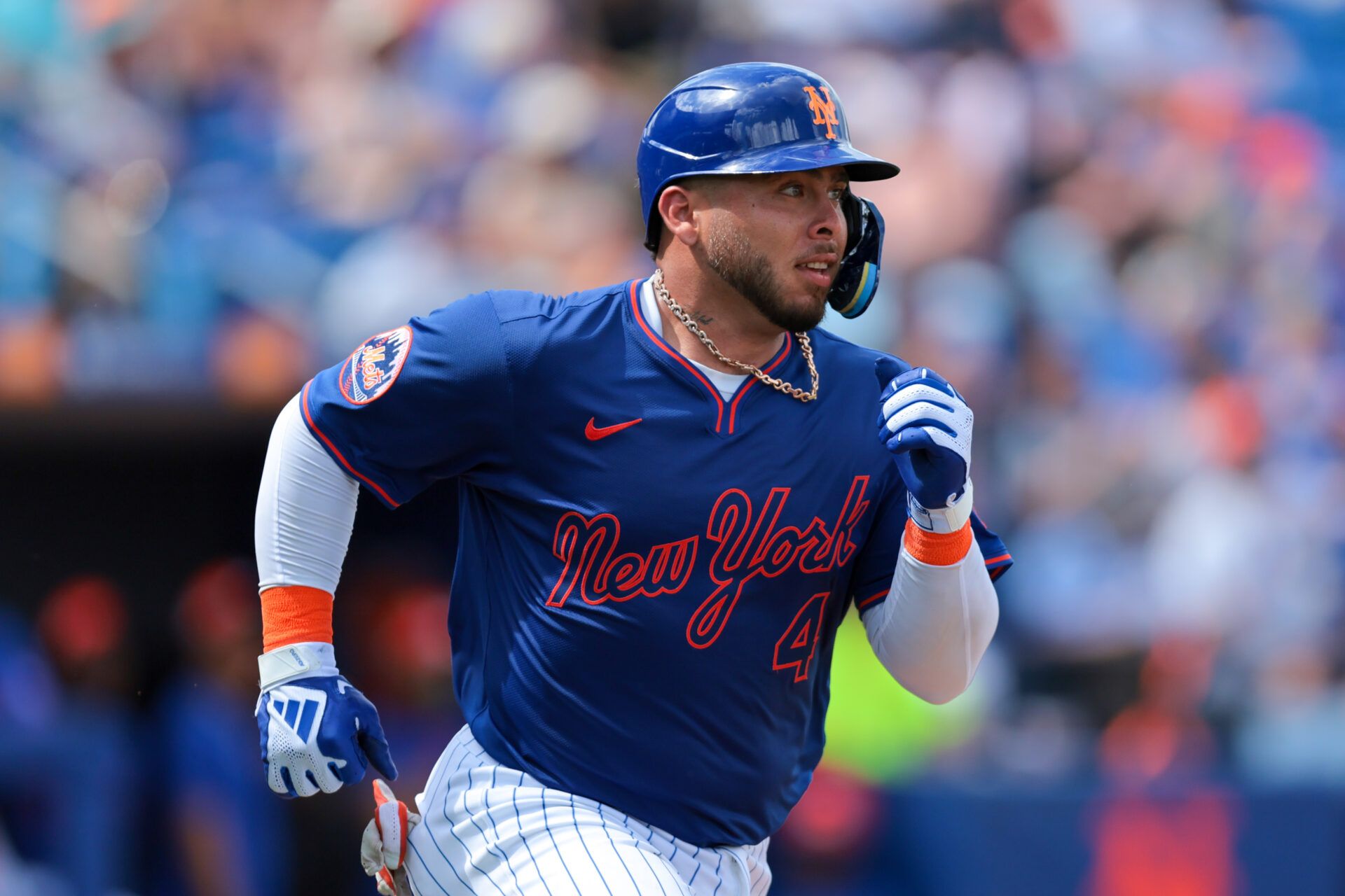 New York Mets catcher Francisco Álvarez will be out six to eight weeks with an injury. Which catcher should they trade for to help in his stead?