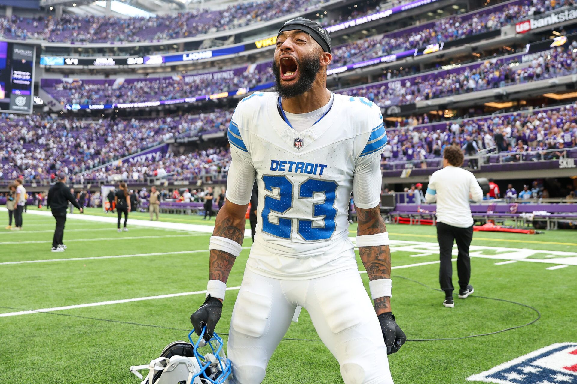 The Detroit Lions quickly replaced Carlton Davis III after losing him to the New England Patriots with a new CB on a three-year, $48 million contract.