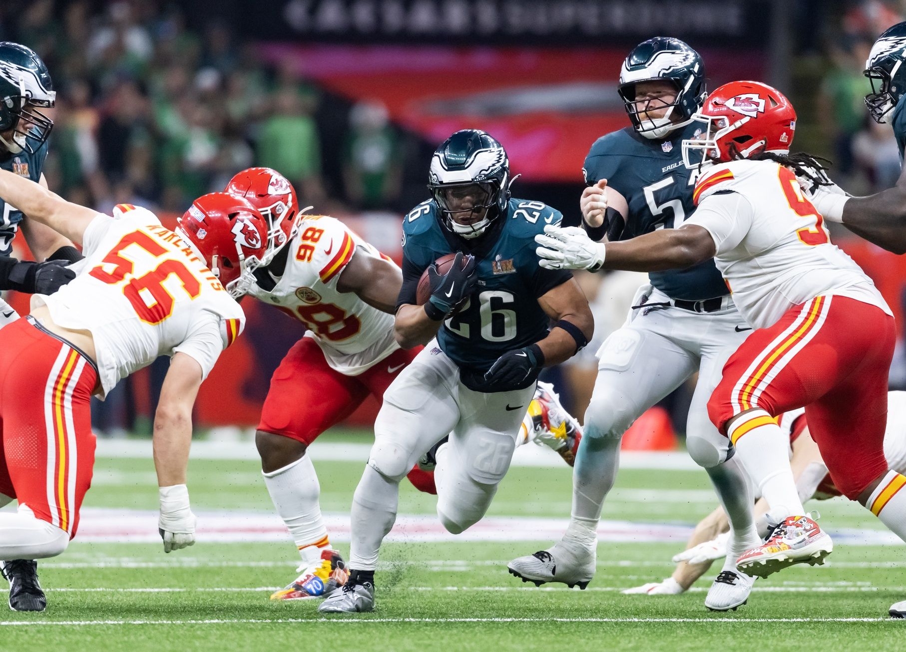 Eagles Superstar Saquon Barkley Breaks Silence on Historic Contract, Sends Bold Message to Rest of NFL