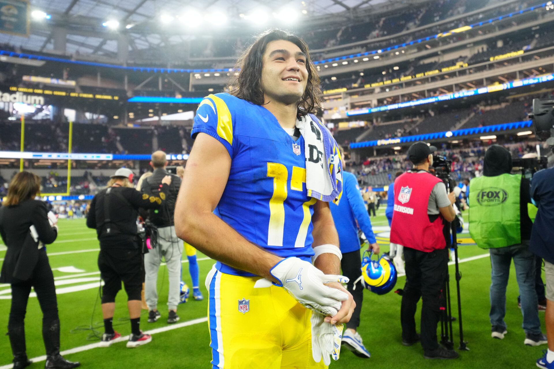 Puka Nacua is changing his jersey number, giving Davante Adams the opportunity to continue wearing his famous No. 17 with the Los Angeles Rams.