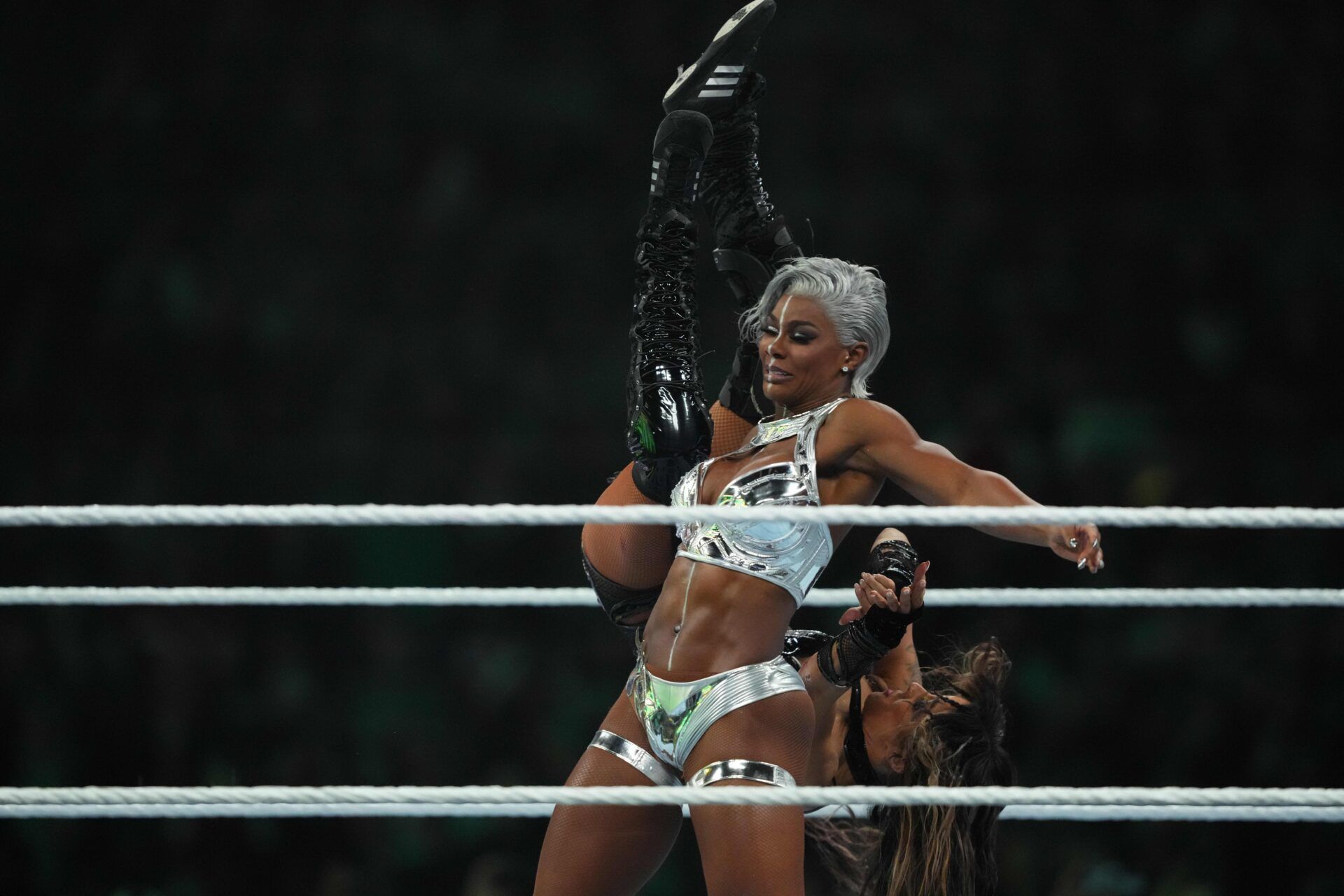 Naomi Fires Back at Jade Cargill With New Twitter Profile Pic