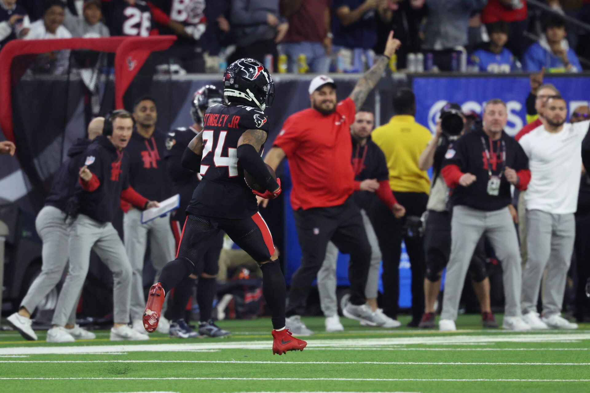 Texans Legend J.J. Watt Has 2-Word Reaction To Houston Giving Derek Stingley Jr. a Historic $90 Million Deal