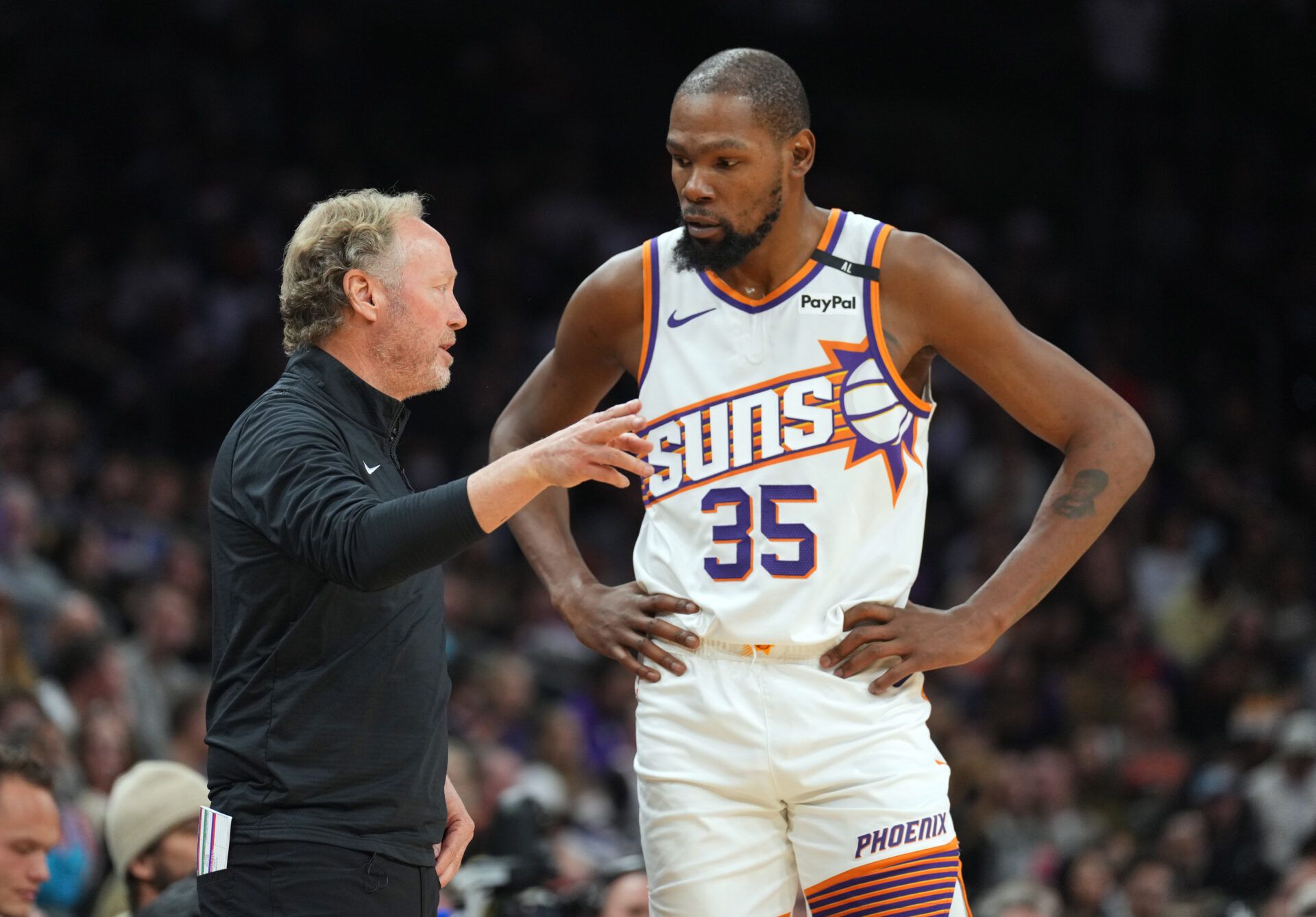 Kevin Durant and coach Mike Budenholzer clashed on the Suns’ bench in a viral moment as Phoenix’s struggles continued in a loss to the Lakers.