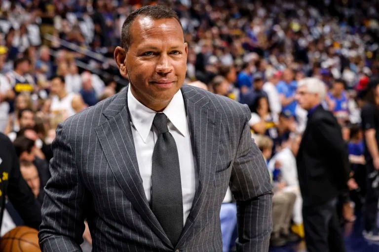 Alex Rodriguez & Girlfriend Jaclyn Cordeiro Gets Special Shoutout From $12,000,000 NFL Legend Michael Irvin