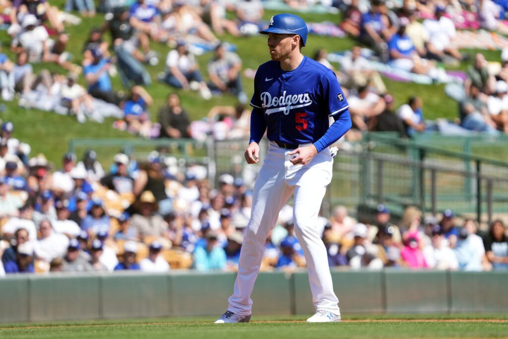 MLB Injury Report: Dodgers Stay ‘Cautious’ on Freddie Freeman Despite ...