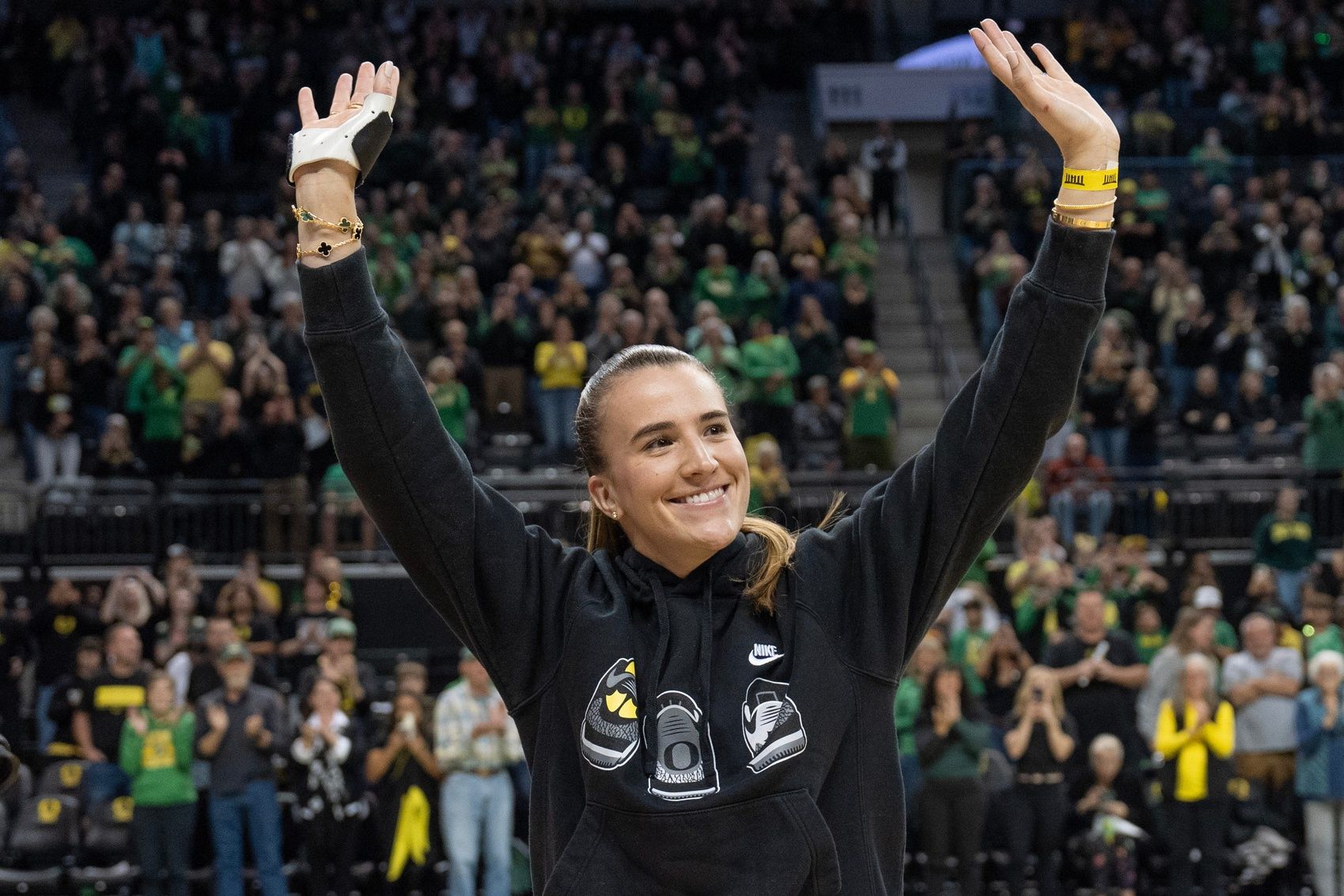 Oregon Alum Sabrina Ionescu Predicts This Future WNBA Star To Dethrone Dawn Staley’s South Carolina As NCAA Champions