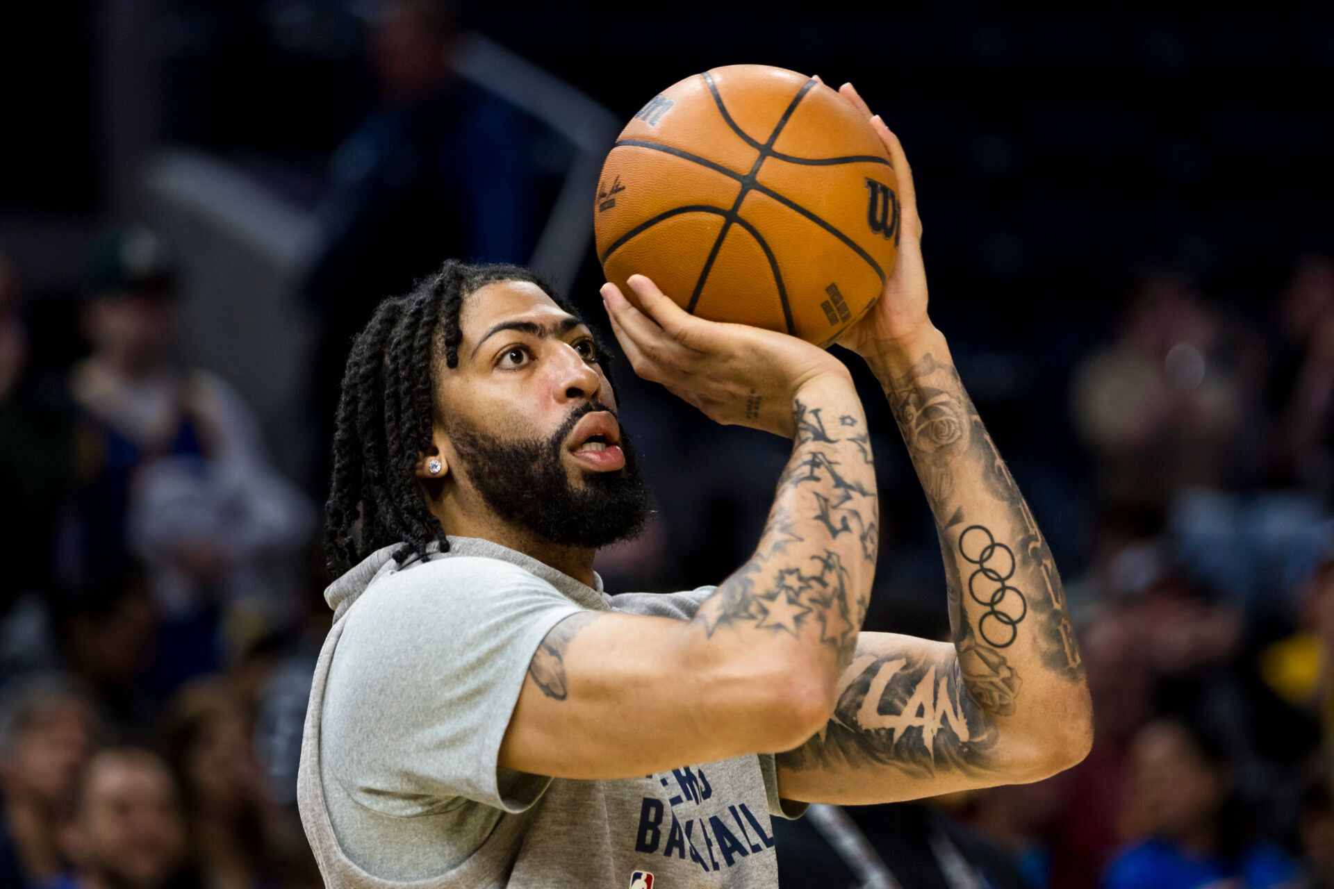 Feb 23, 2025; San Francisco, California, USA; Dallas Mavericks forward Anthony Davis (3) warms up before the game against the Golden State Warriors at Chase Center. Mandatory Credit: John Hefti-Imagn Images