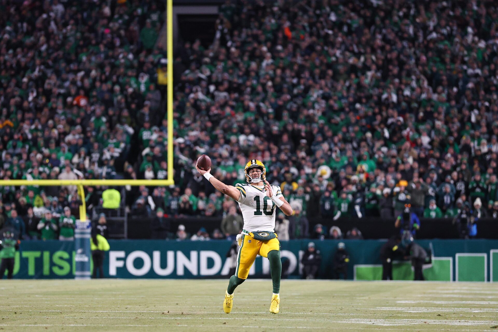 Green Bay Packers quarterback Jordan Love (10) passes the ball against the Philadelphia Eagles in an NFC wild card game at Lincoln Financial Field.