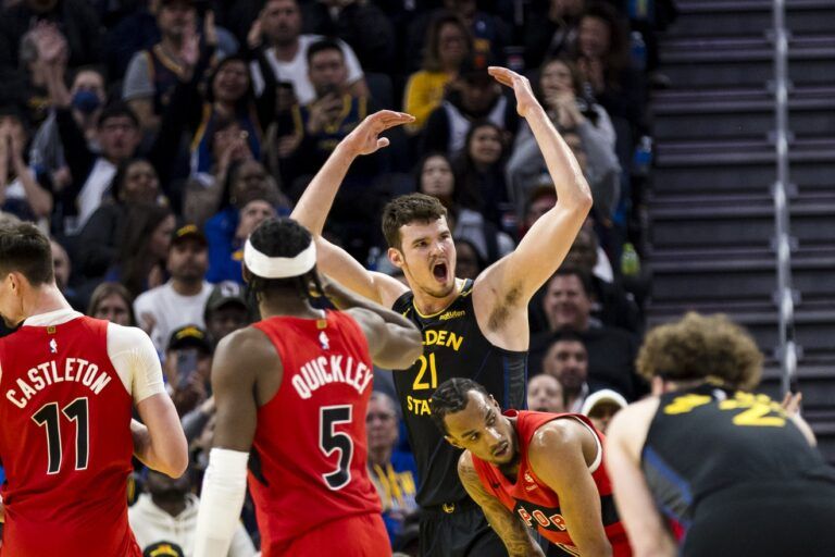 Golden State Warriors center Quinten Post (21) reacts during the third quarter against the Toronto Raptors at Chase Center.