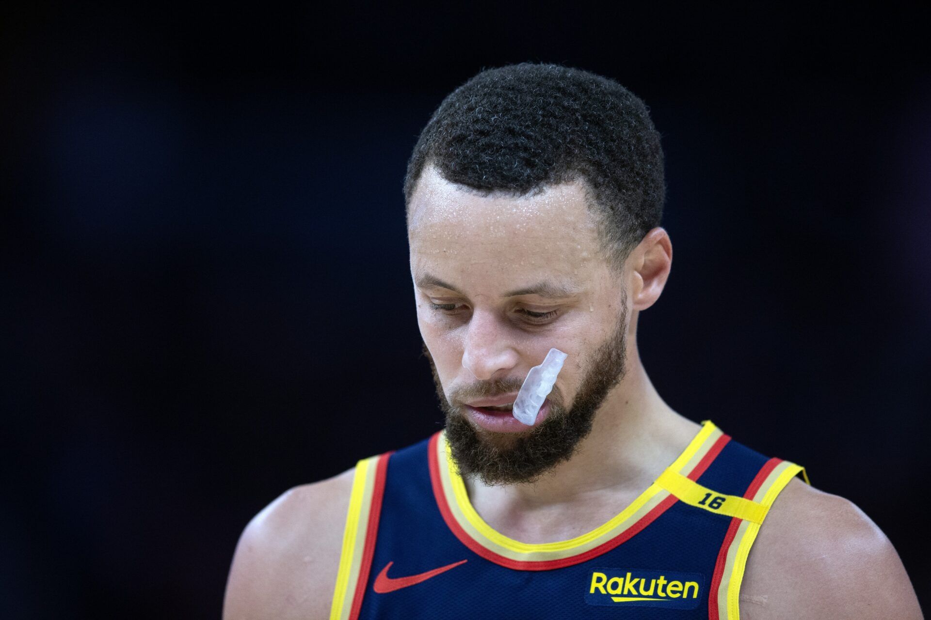 Golden State Warriors guard Stephen Curry (30) awaits the resumption of play against the Sacramento Kings during the third quarter at Chase Center.