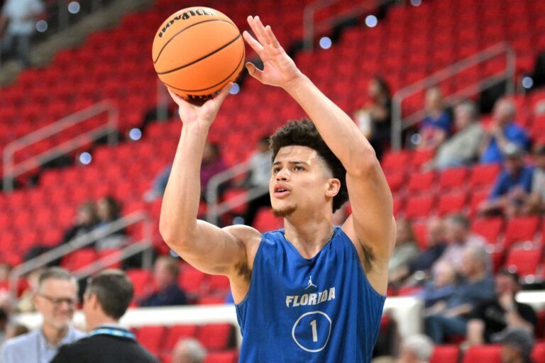 Florida Gators basketball guard Walter Clayton Jr. (1) shoots during the NCAA pre tournament practice at Lenovo Center.