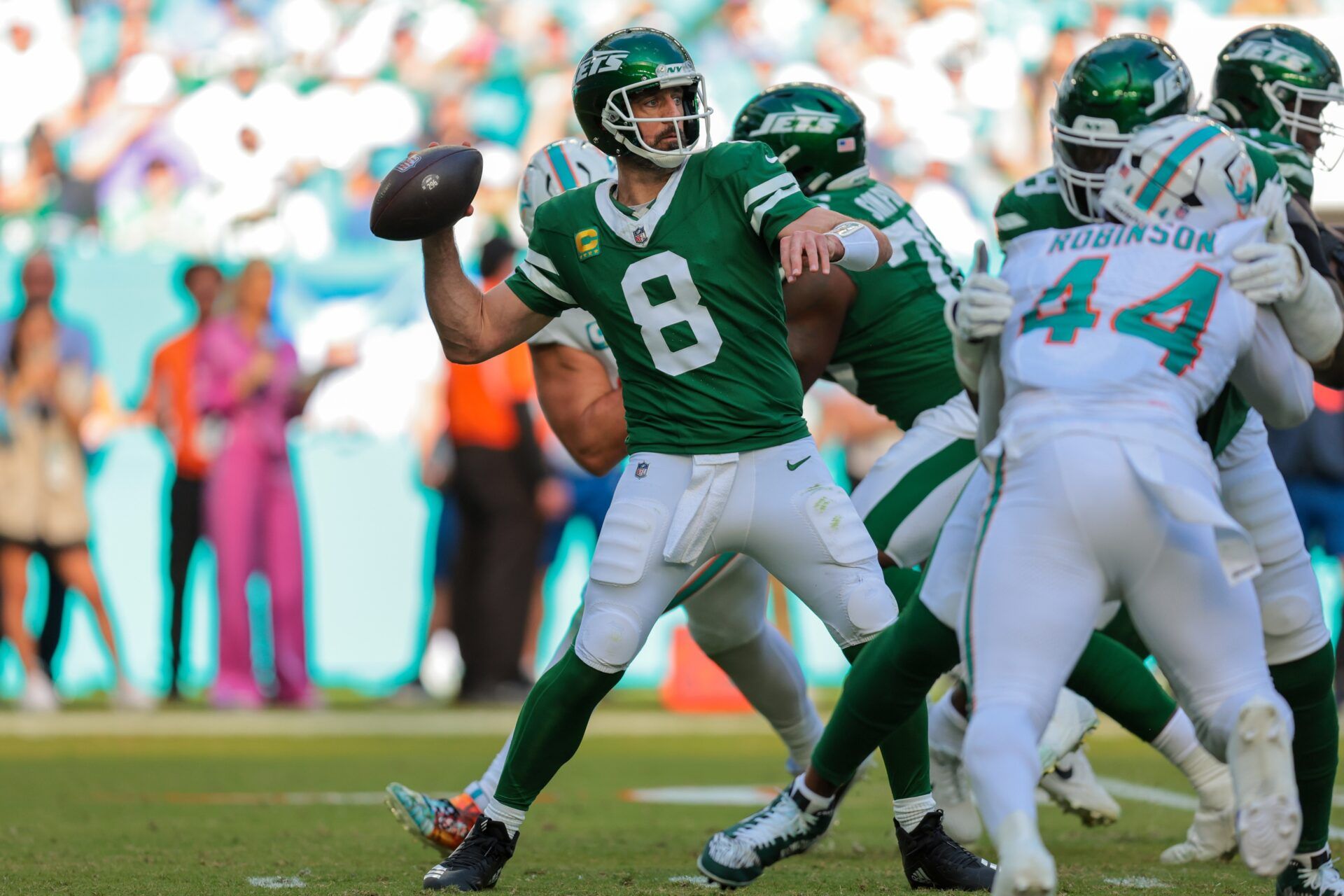 NFL Analyst Urges Hesitant Steelers Fans To Embrace 4-Time MVP Aaron Rodgers