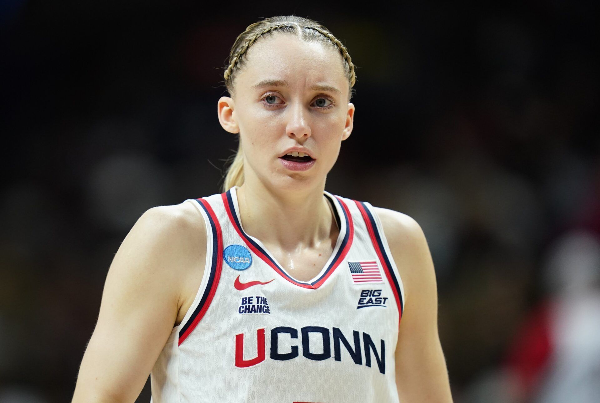 Paige Bueckers Sends Clear 2-Word Message to JuJu Watkins As NCAA Prodigies Share Common Ground With ACL Tear