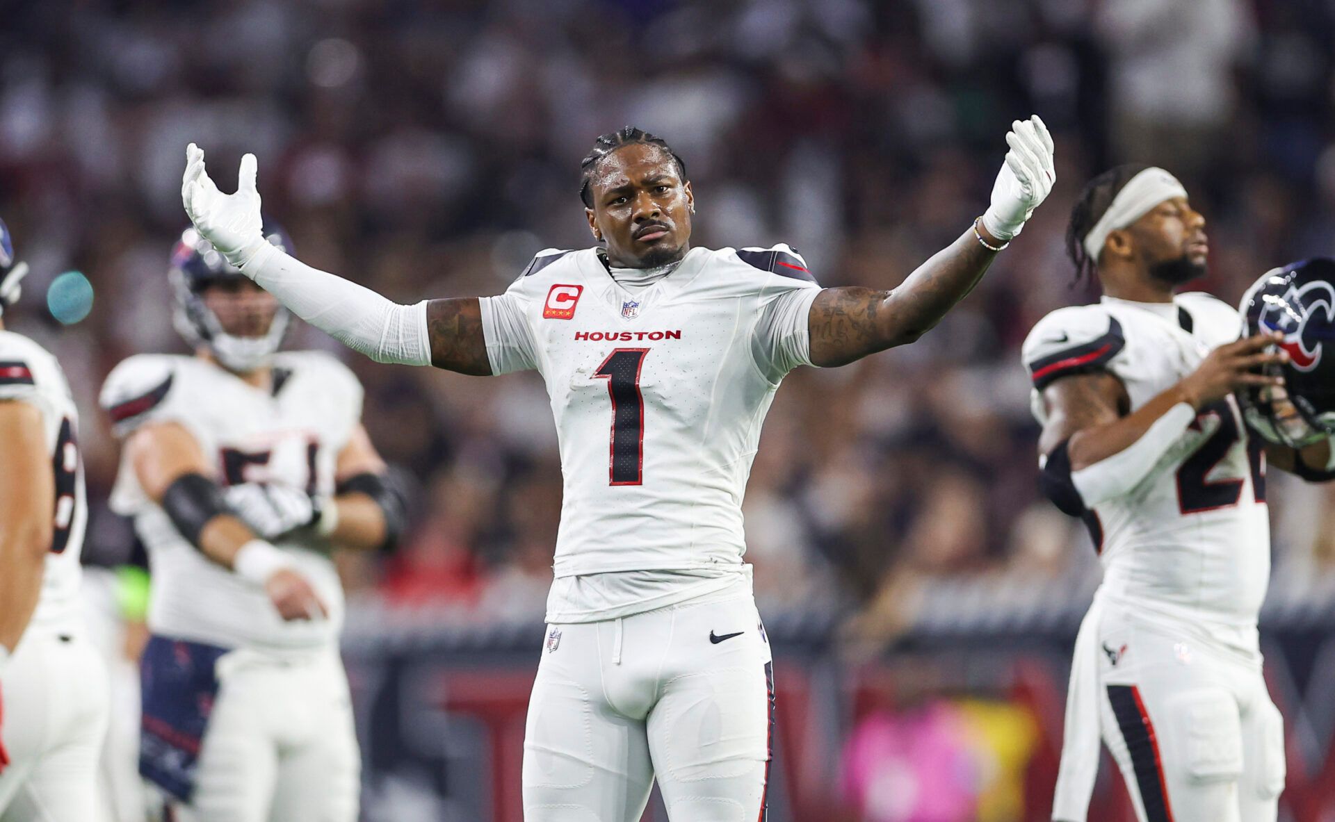 Stefon ͏Diggs, Davante Adams, and Cooper Kupp secured massive signing bonuses in their latest N͏FL contracts͏ amid the veteran wide receiver carousel.