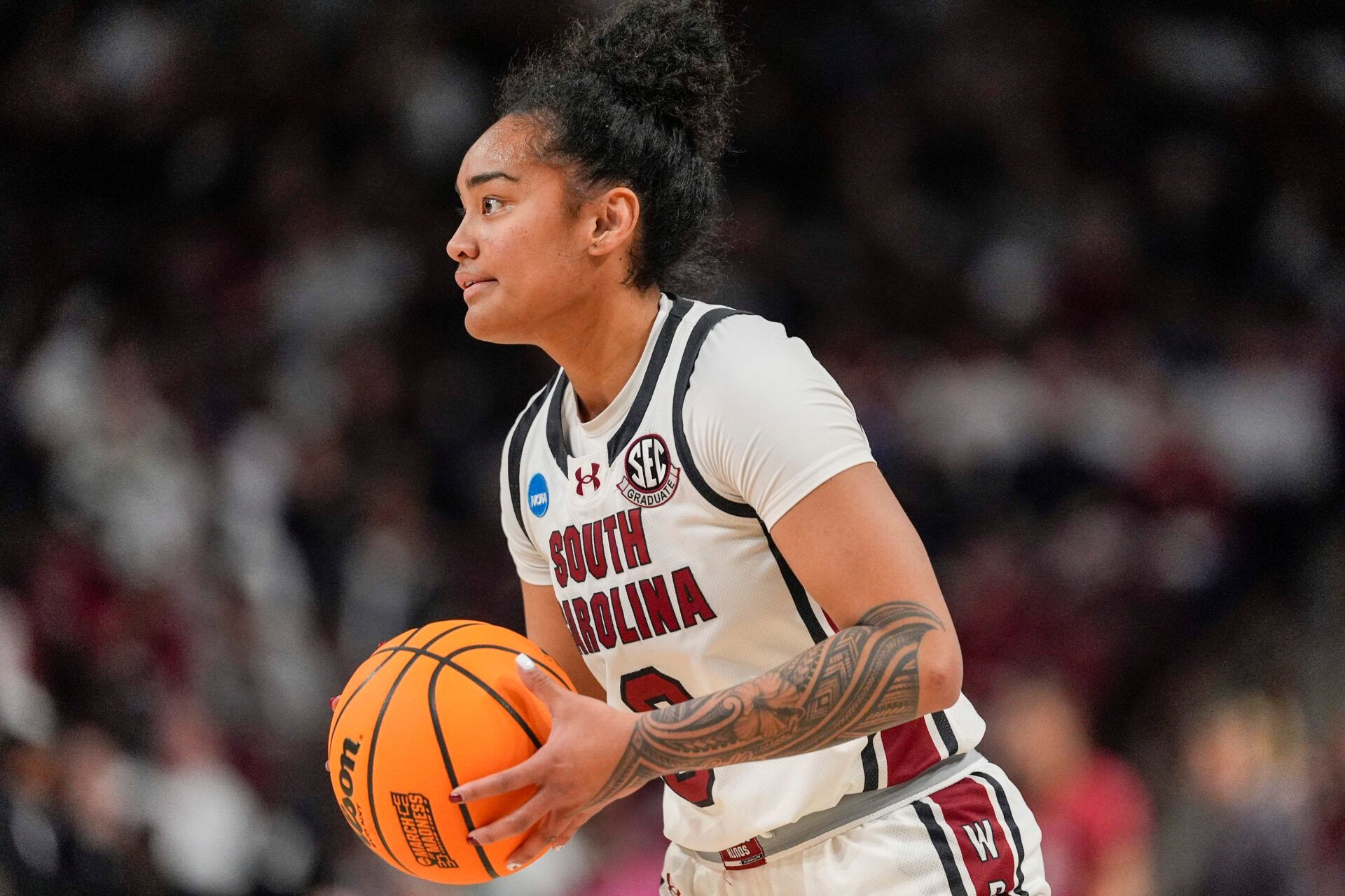 Te-Hina Paopao has been making waves with her 3-point shooting. Check out five WNBA teams that have a shot at picking the Gamecocks star.