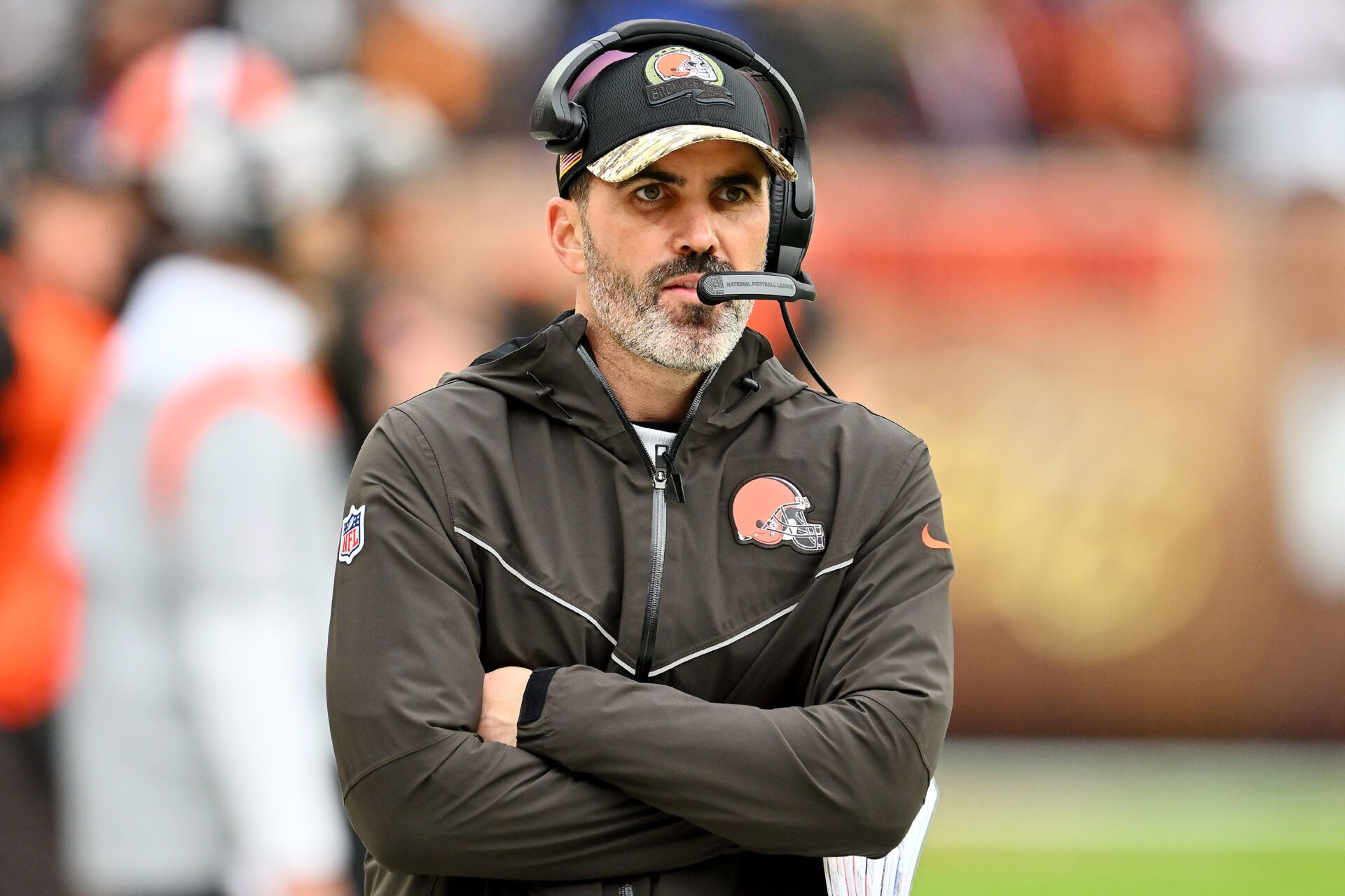 CLEVELAND, OHIO - NOVEMBER 27: Head coach Kevin Stefanski of the Cleveland Browns reacts during the first half against the Tampa Bay Buccaneers at FirstEnergy Stadium on November 27, 2022 in Cleveland, Ohio. (Photo by Jason Miller/Getty Images)